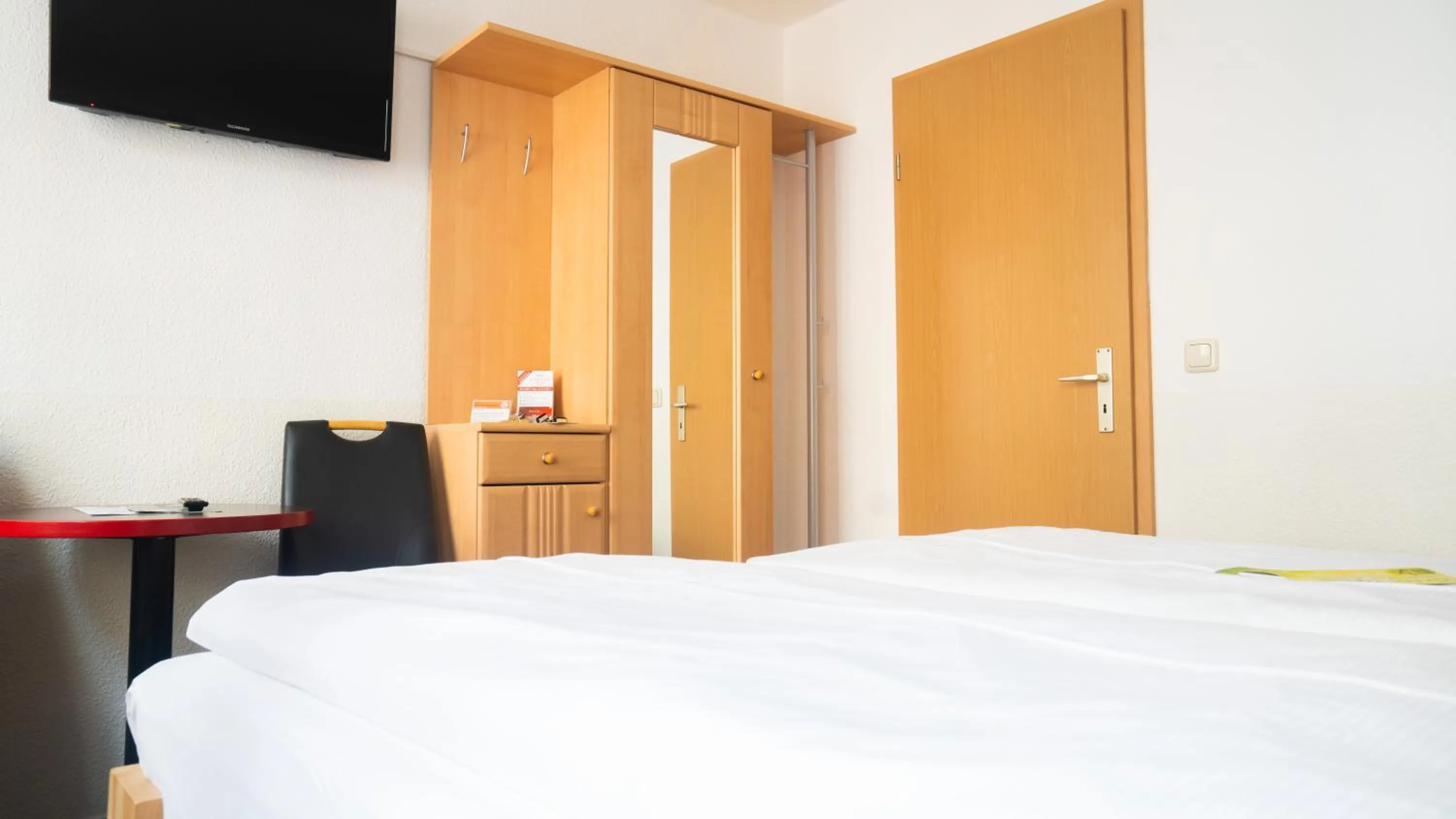 Photo of the whole room, Bed in Aalreuse