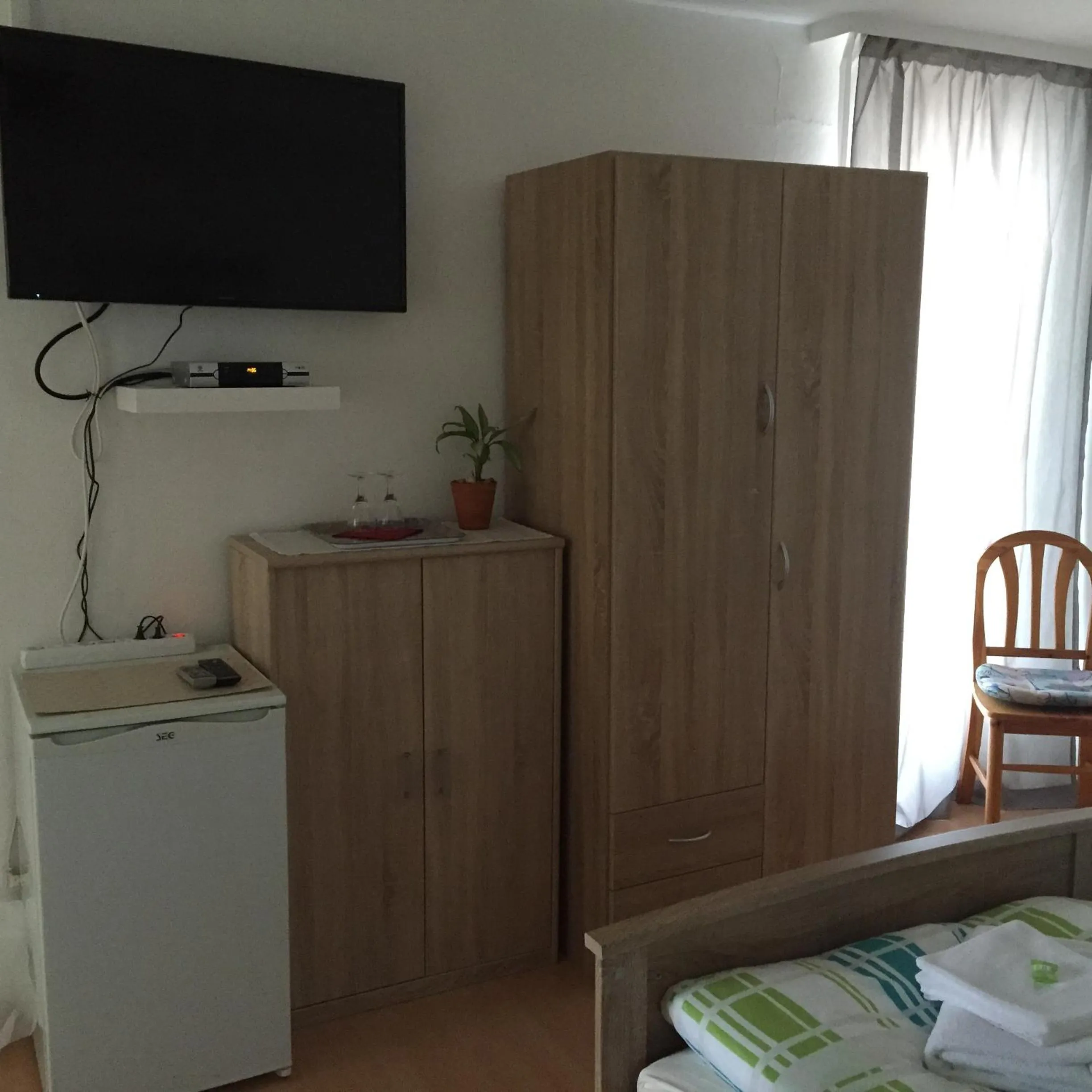 Day, Bed in Frankenstube