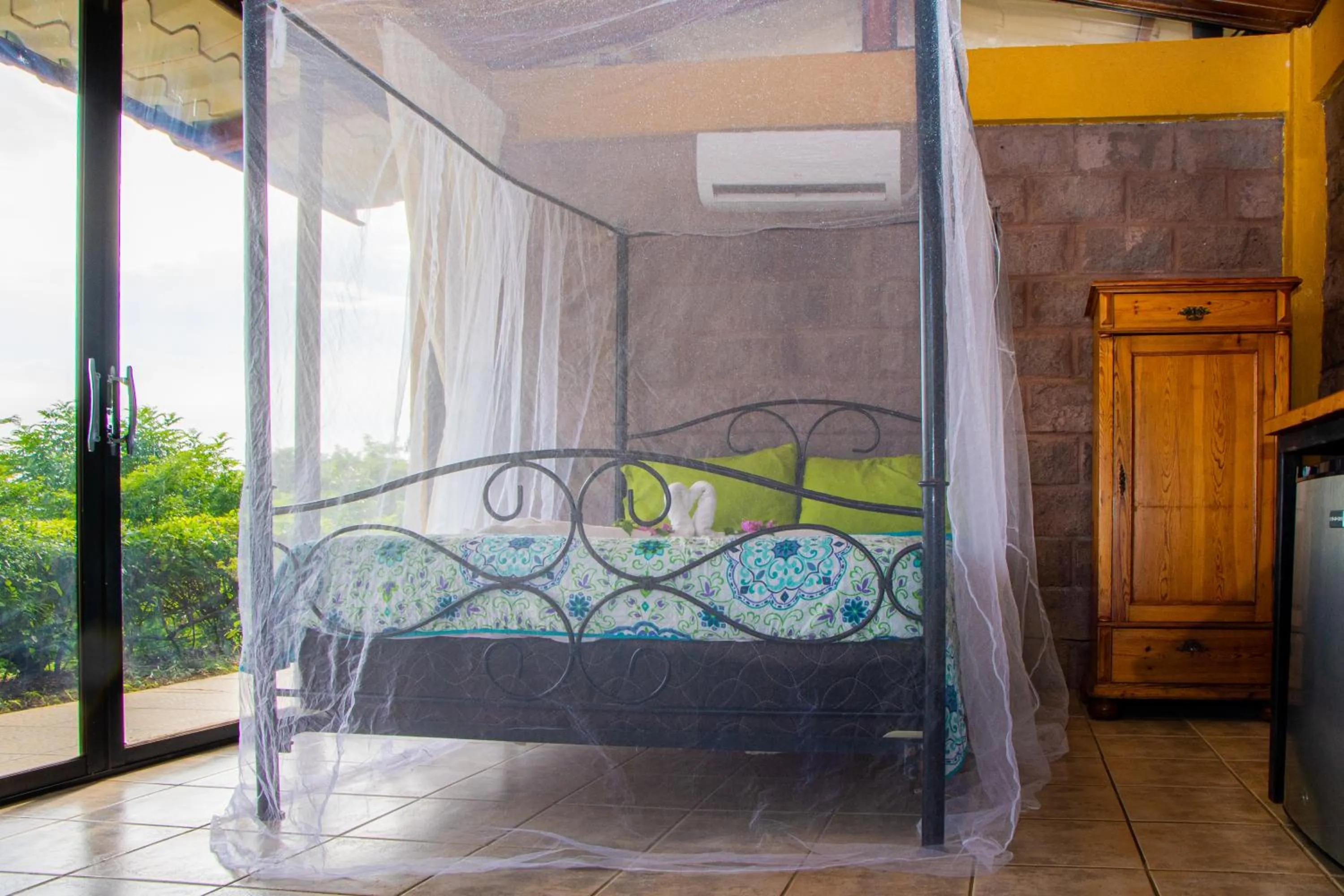 Bedroom, Bed in Las Cabañas Encantadas de Nindirí