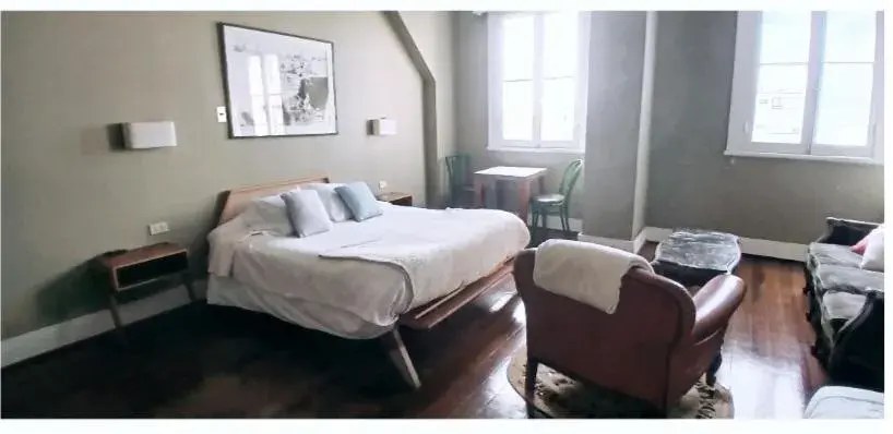 Superior Double Room with Partial Sea View in El Navegante B&B Superior Double Room with Partial Sea View in El Navegante B&B