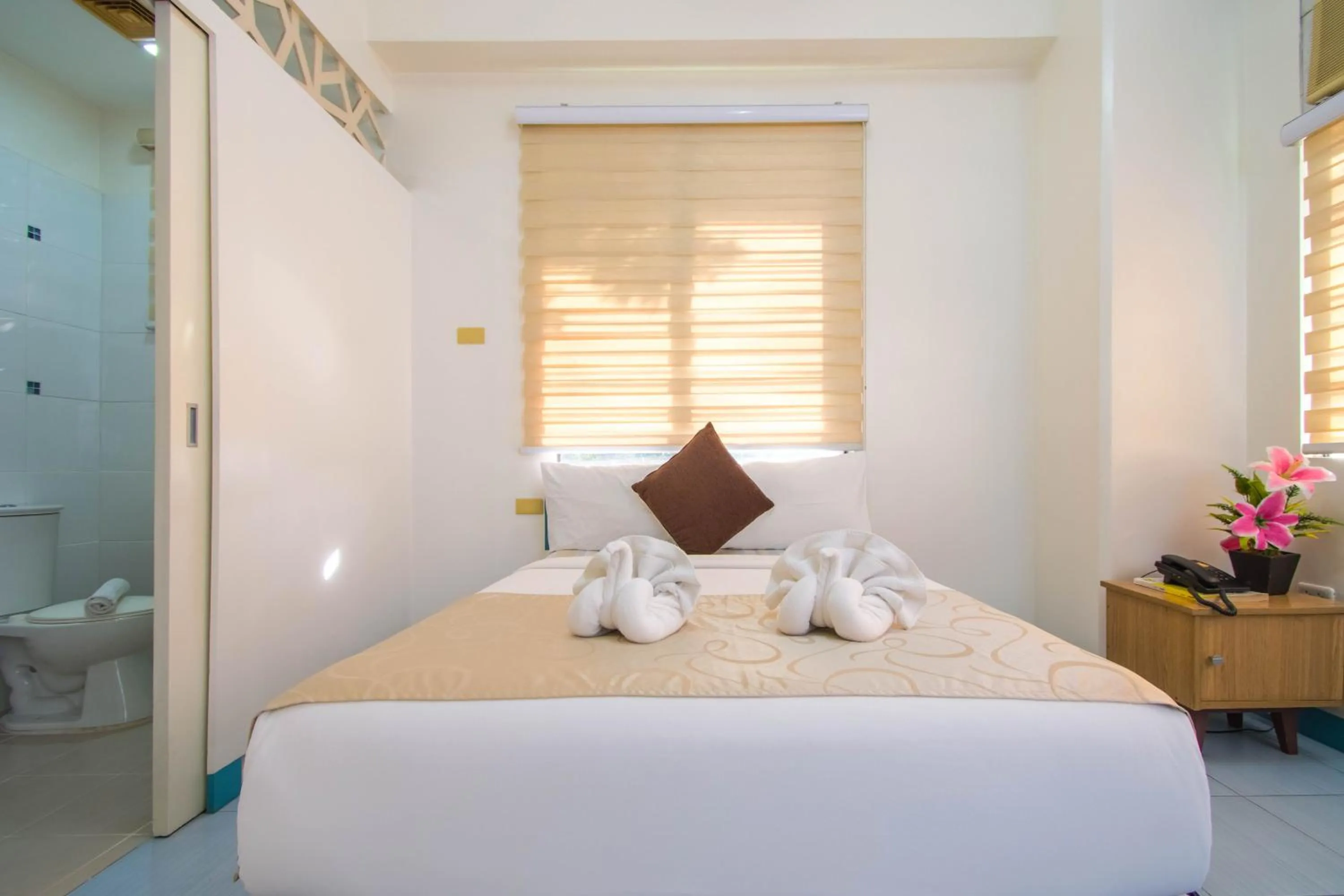 Bed in Alicia Tower Residences