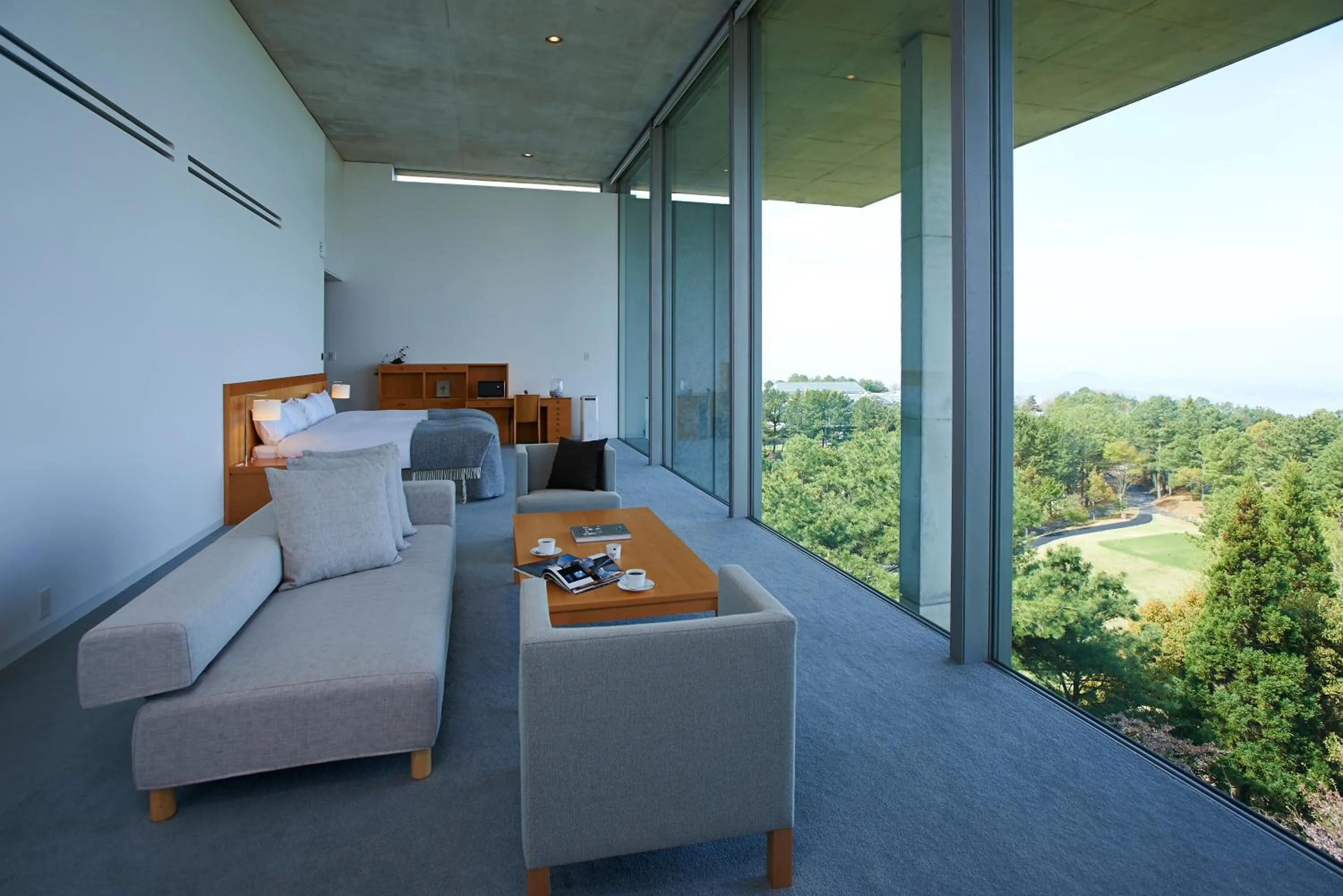 Day in SETOUCHI RETREAT by Onko Chishin