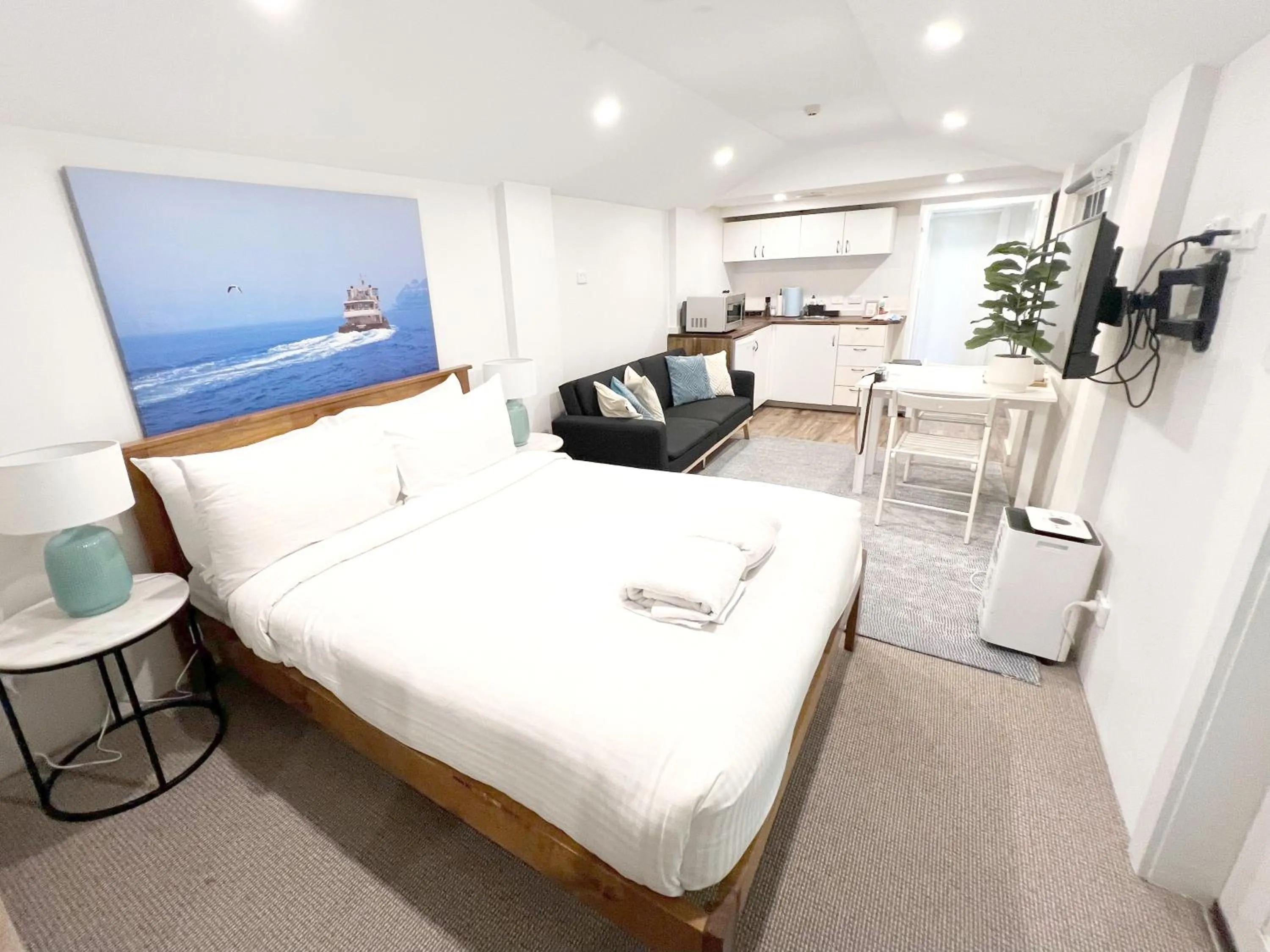 Bedroom, Bed in Dalziel Lodge