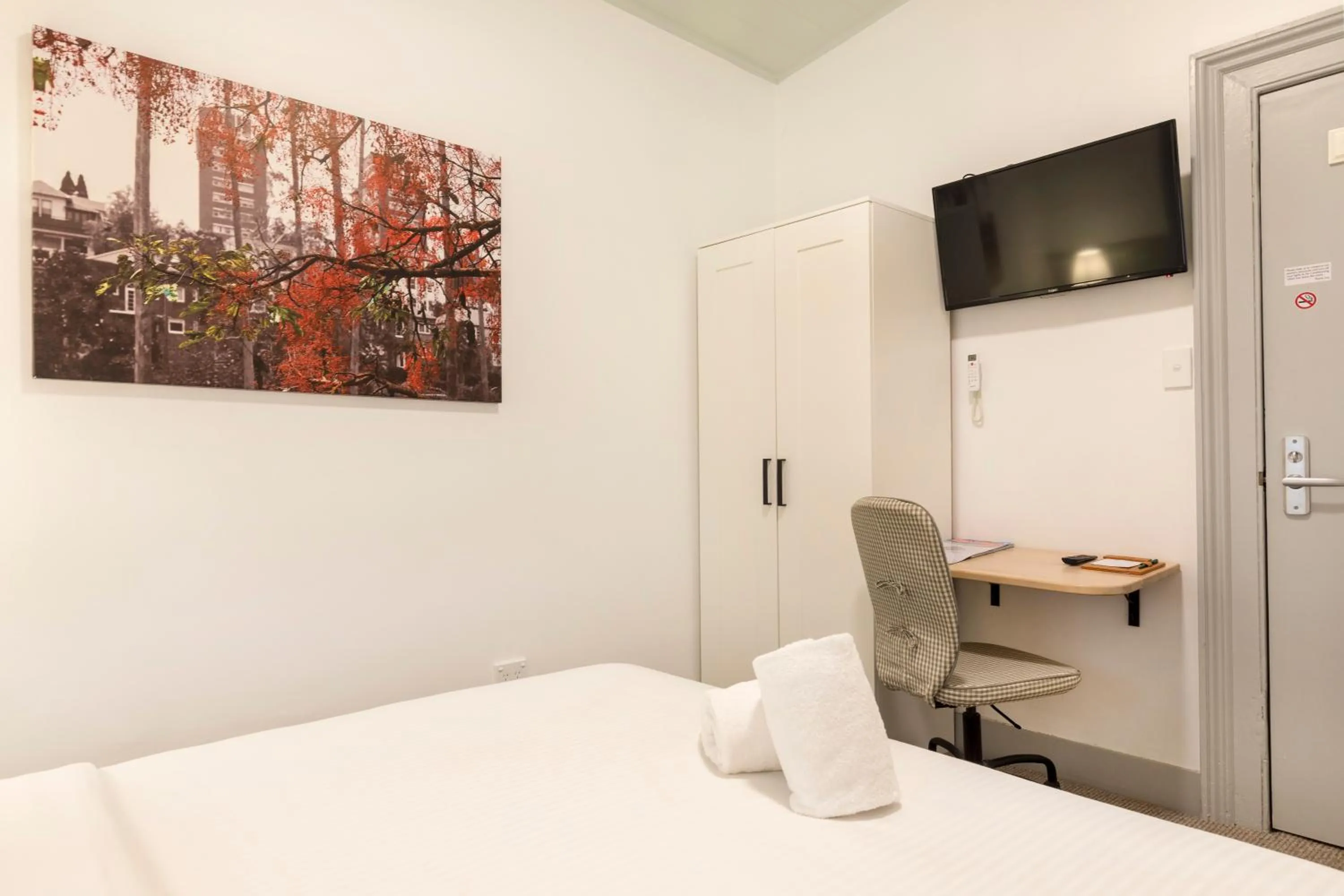 Bed in Dalziel Lodge