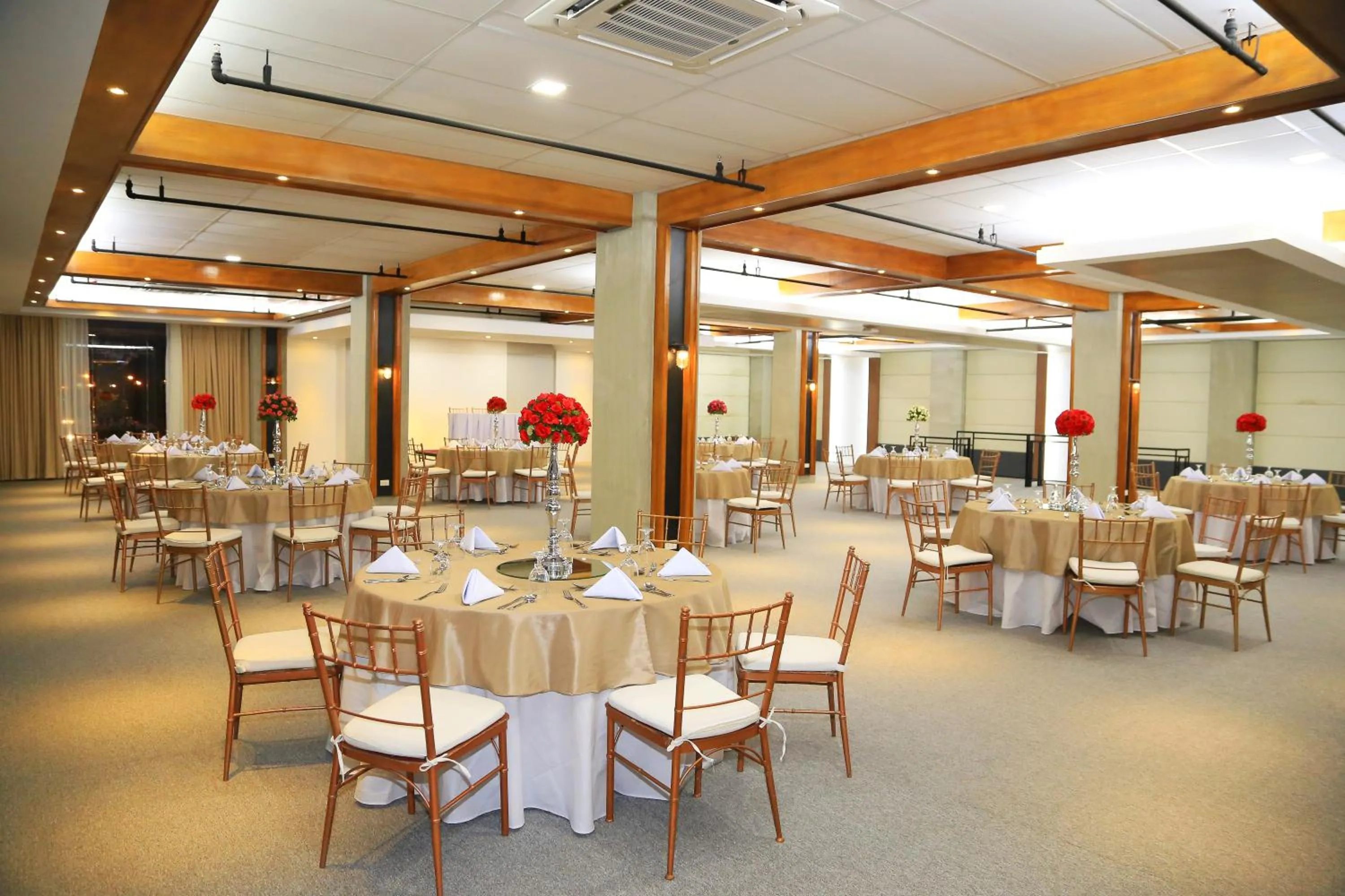 Banquet/Function facilities in Big Hotel