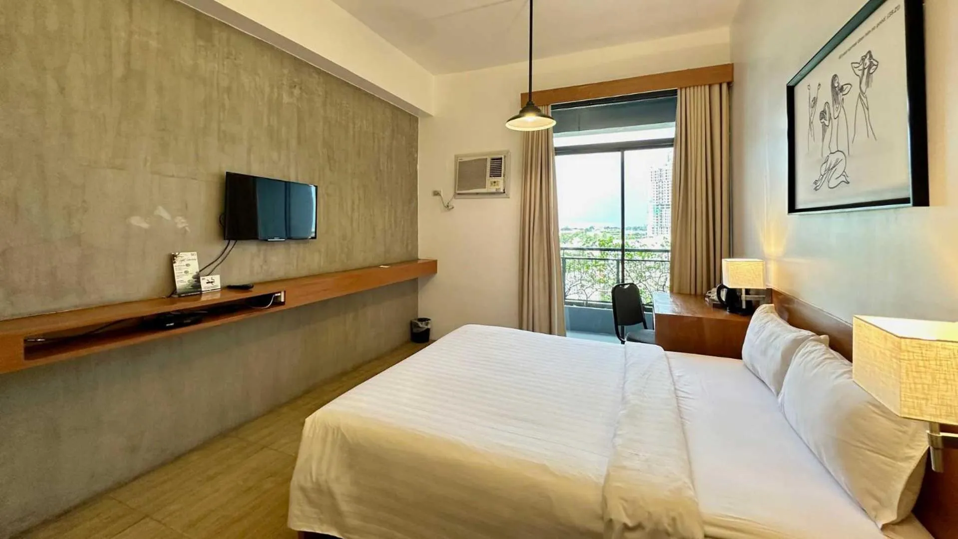 Bedroom in Big Hotel