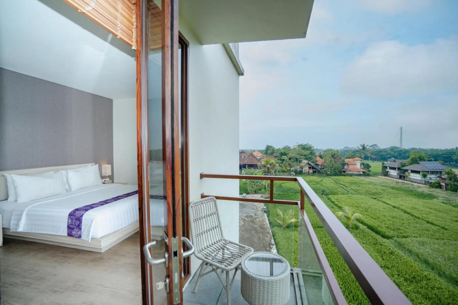 Balcony/Terrace, Bed in The Evitel Resort Ubud