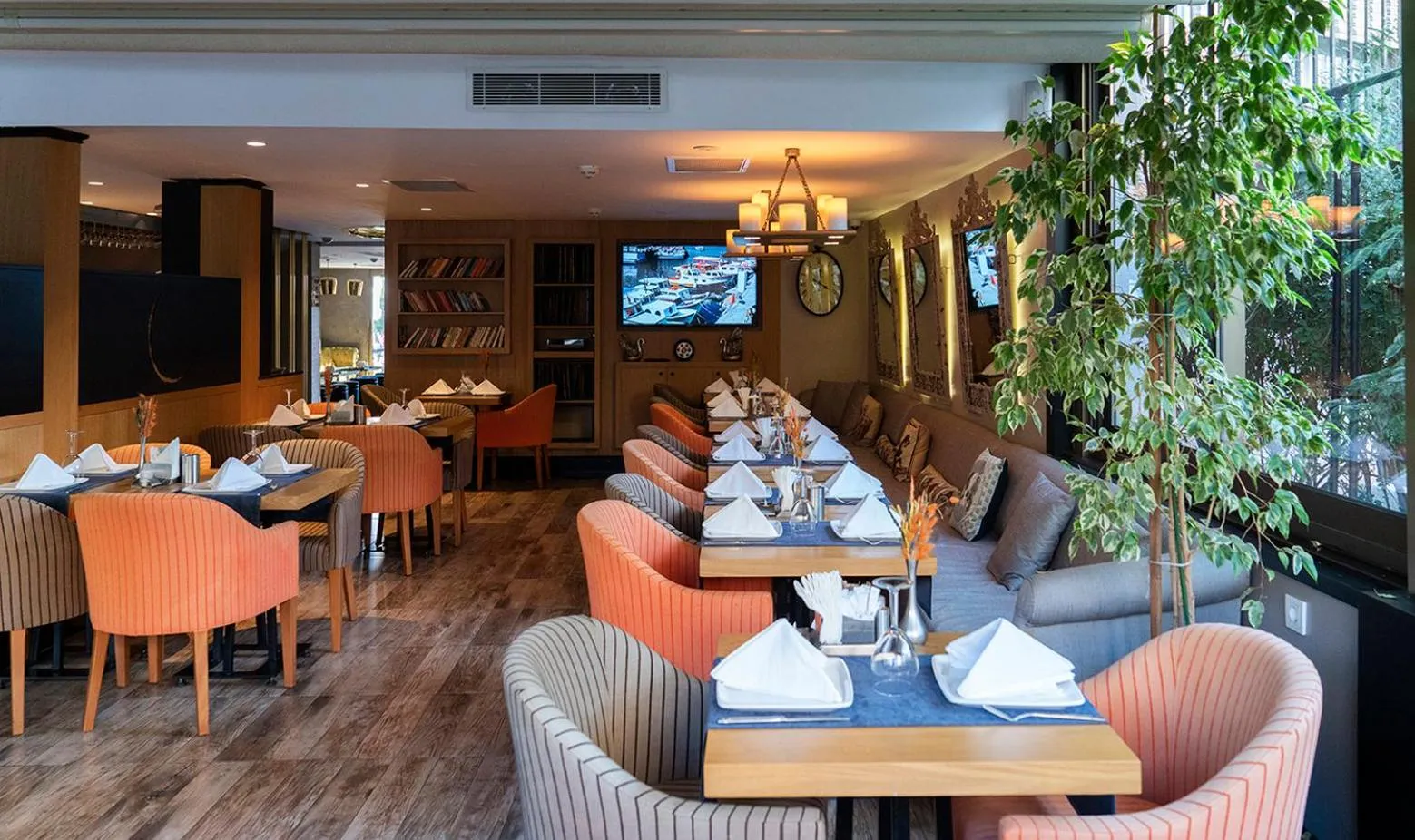 Restaurant/places to eat in Sky Kamer Hotel Antalya