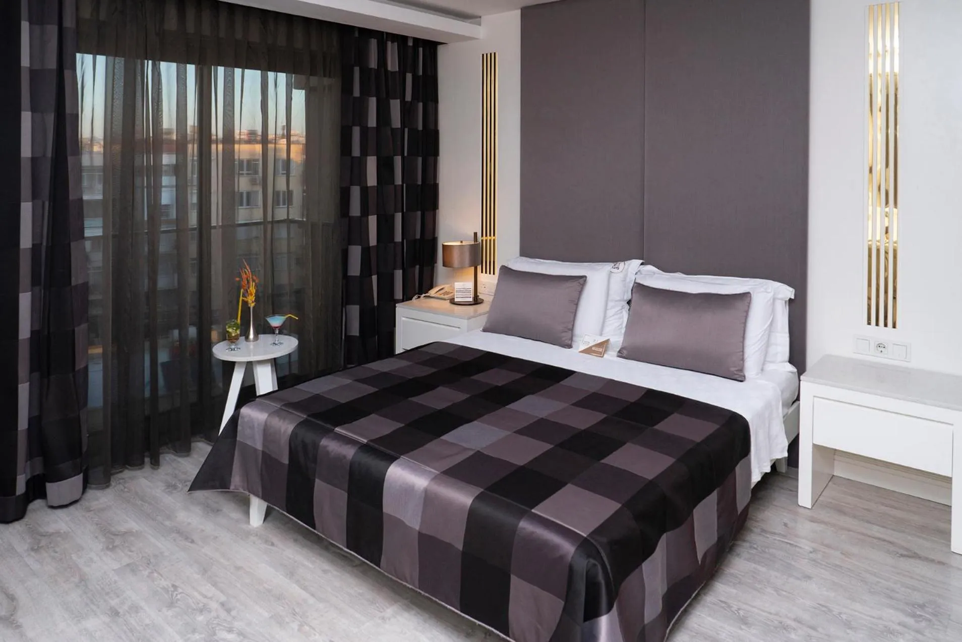 Bedroom, Bed in Sky Kamer Hotel Antalya