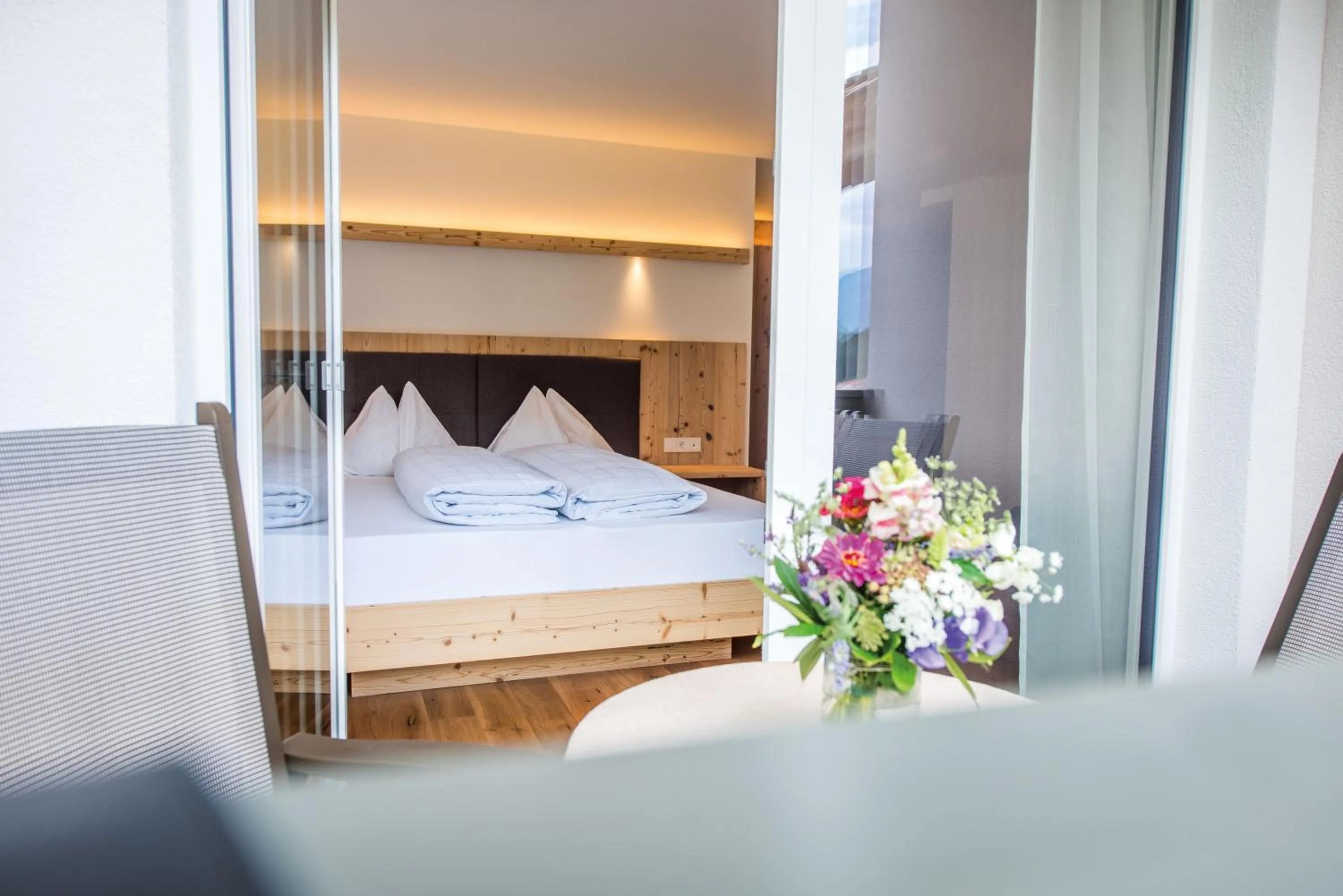 Bed in Hotel Fronza - your ski & mountain home