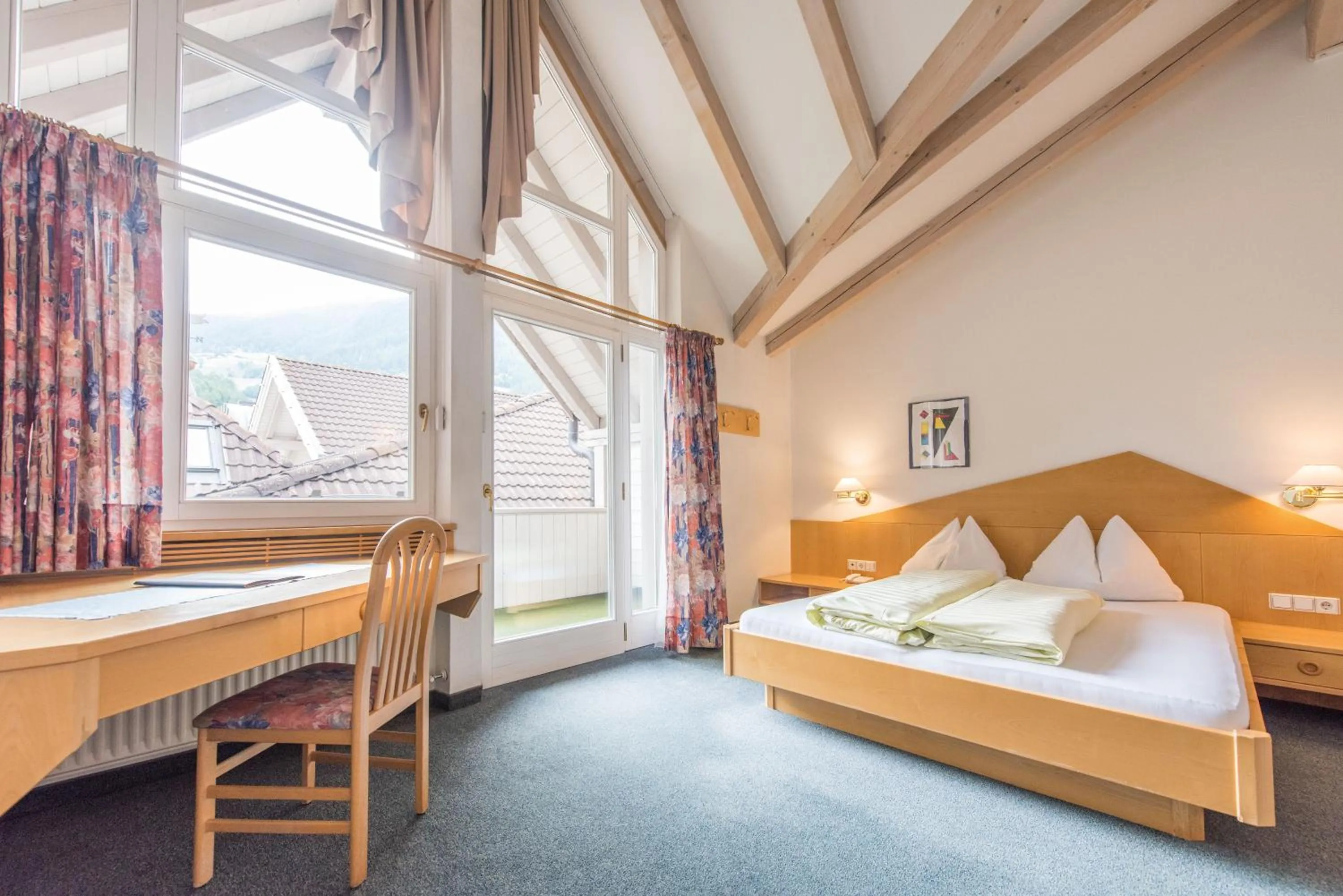 Bed in Hotel Fronza - your ski & mountain home