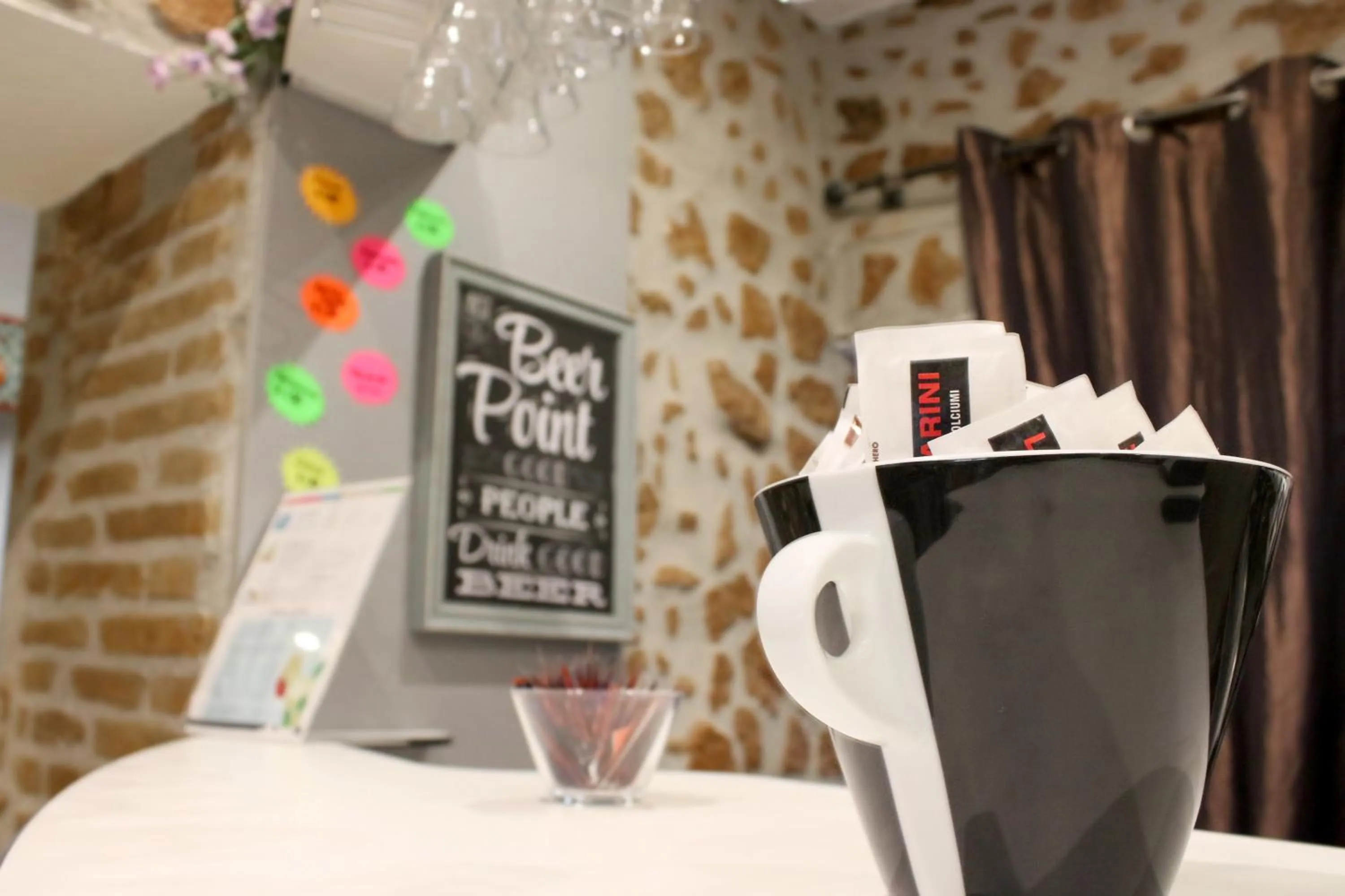 Lounge or bar in NEW GENERATION HOSTEL Rome center