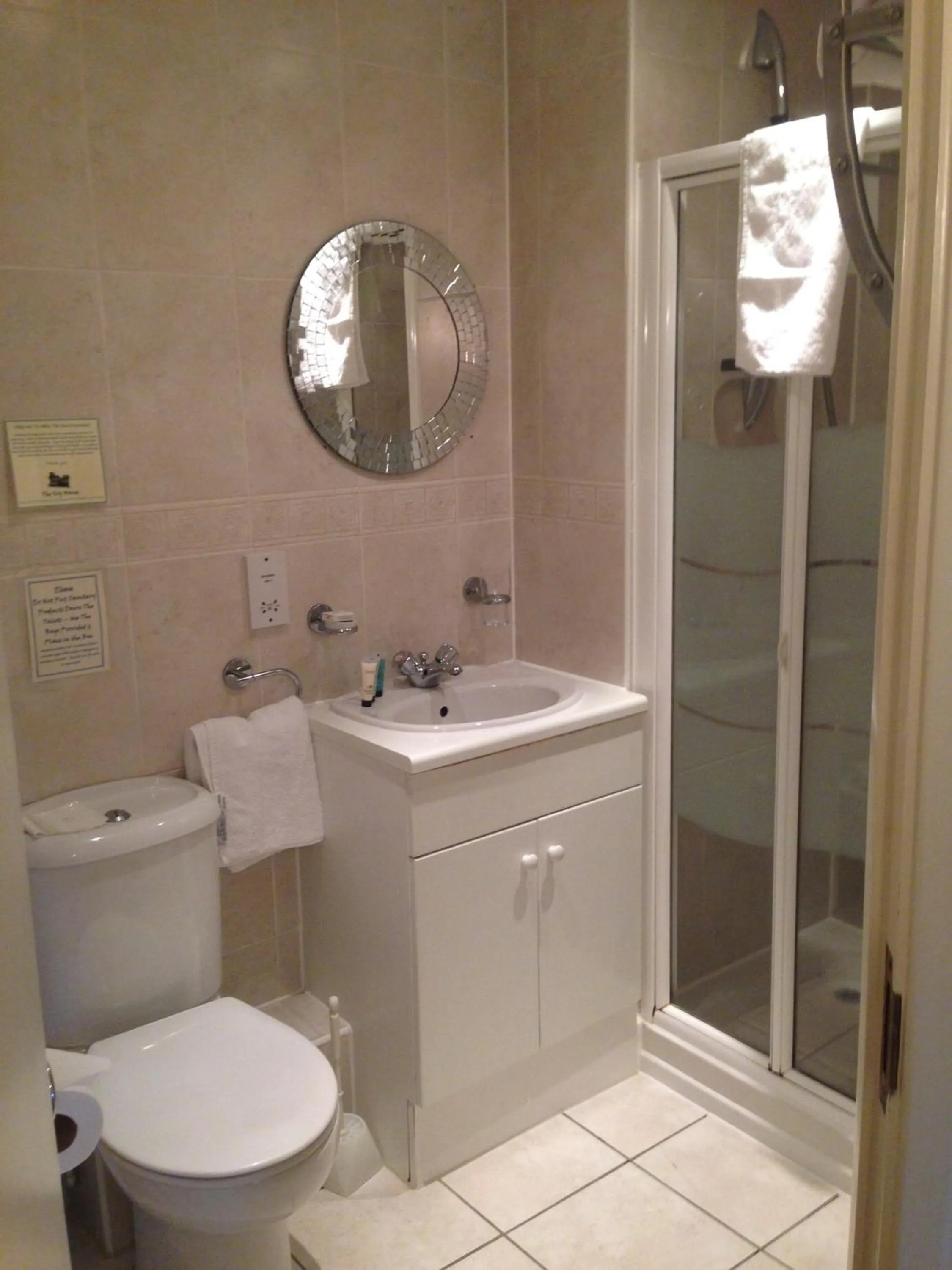 Bathroom in The Ivy House