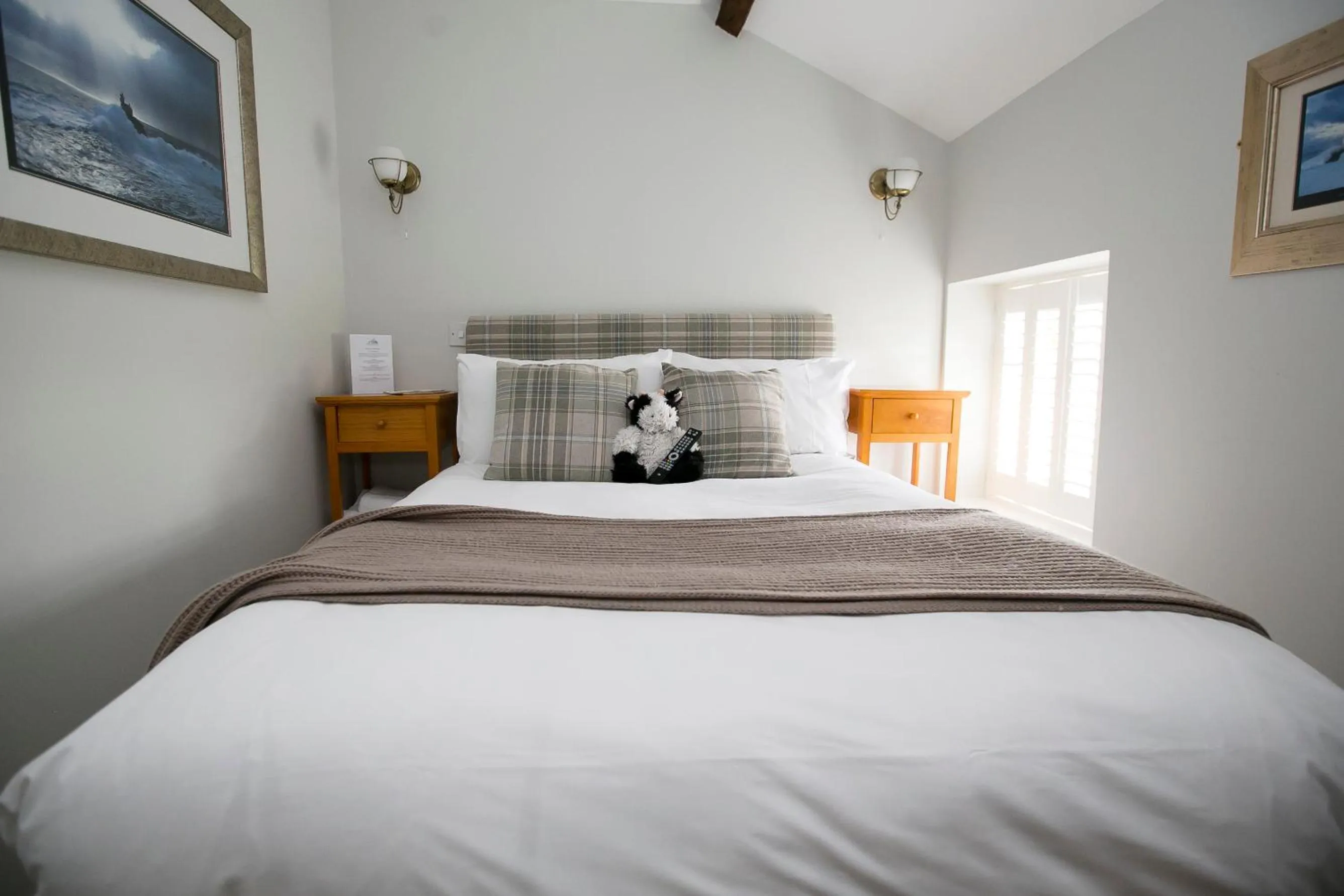 Bed in The Ivy House