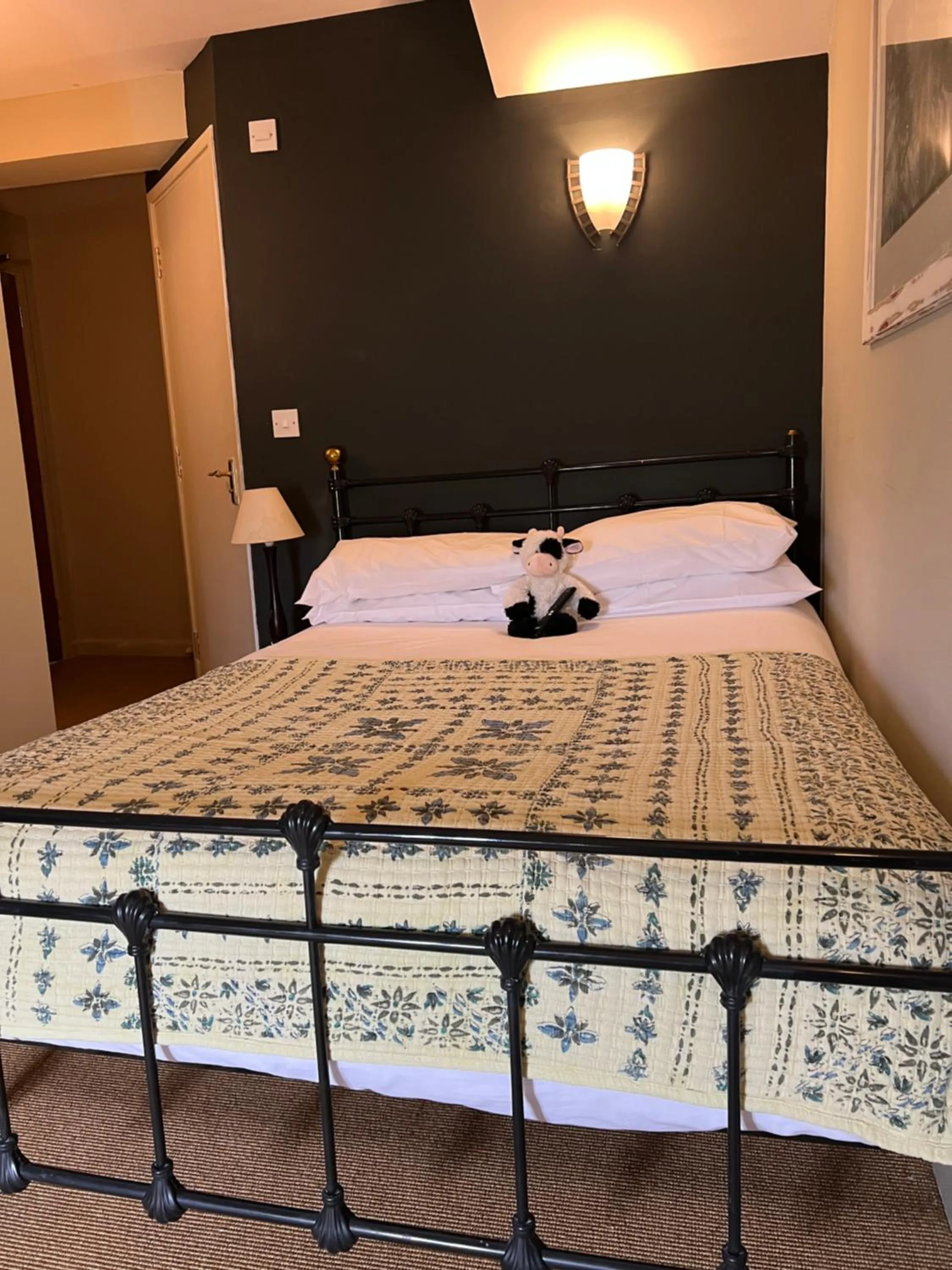 Bed in The Ivy House