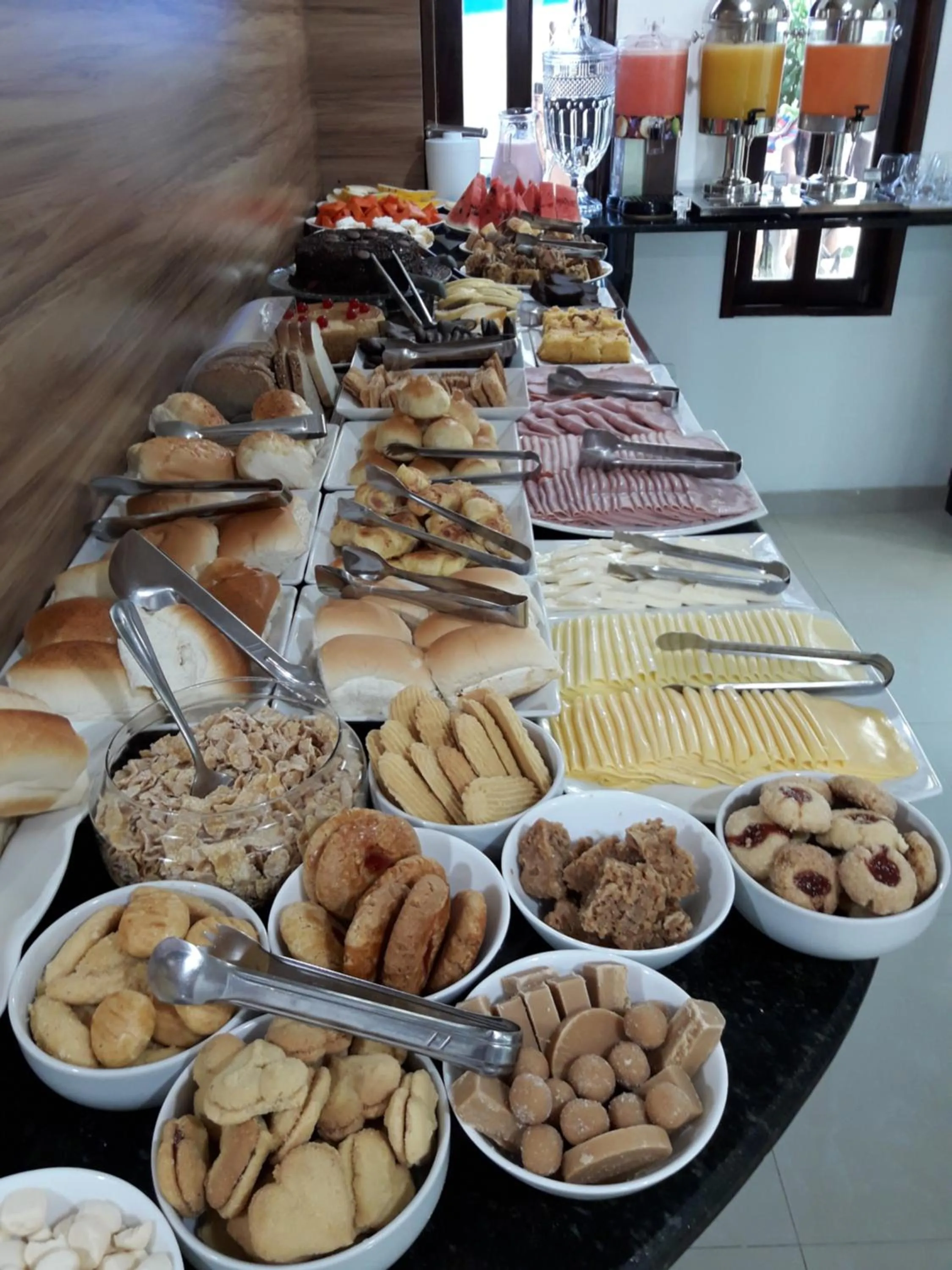 Food and drinks in Pousada Sky Beach Flat