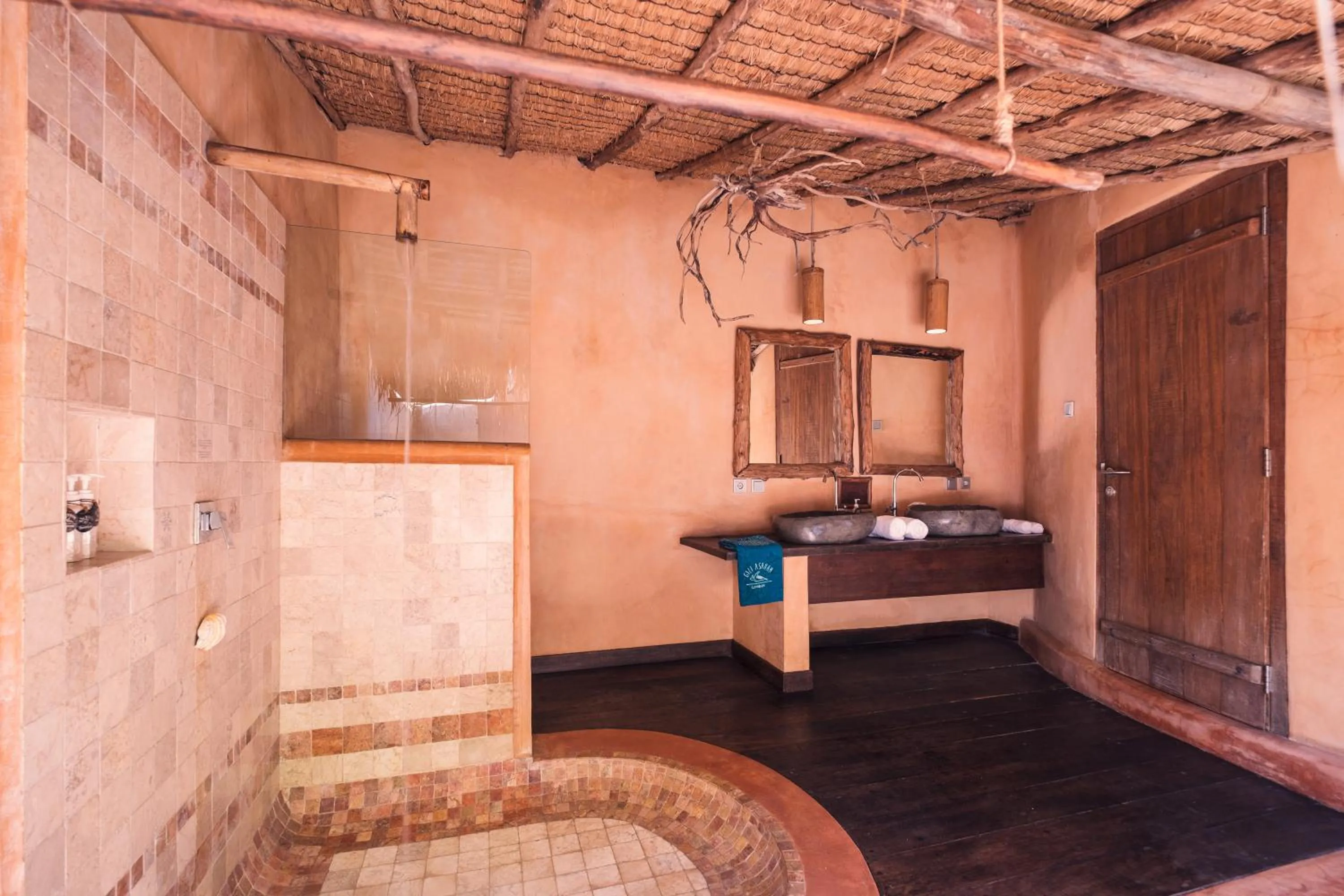 Gili Asahan Eco Lodge & Restaurant