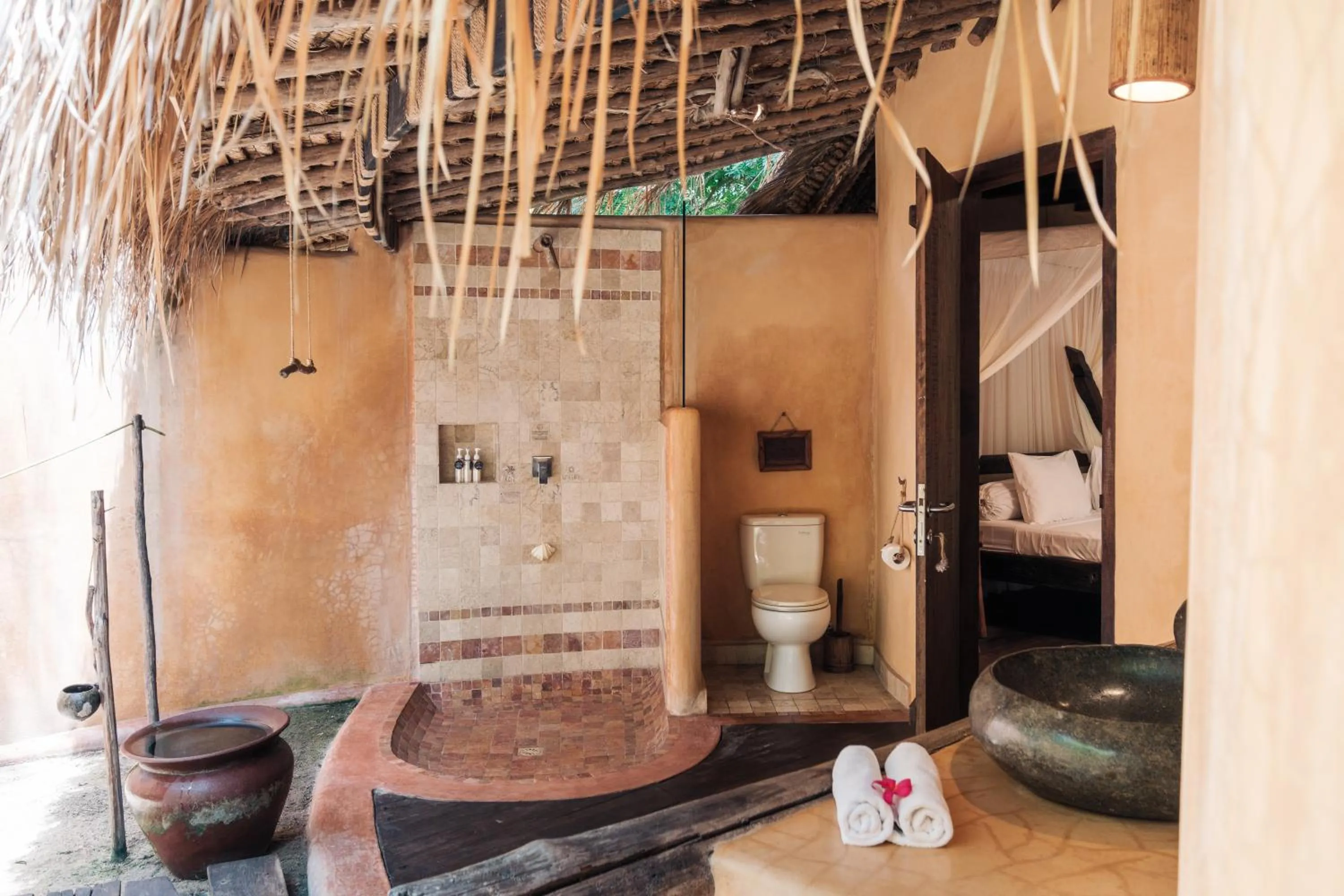 Gili Asahan Eco Lodge & Restaurant