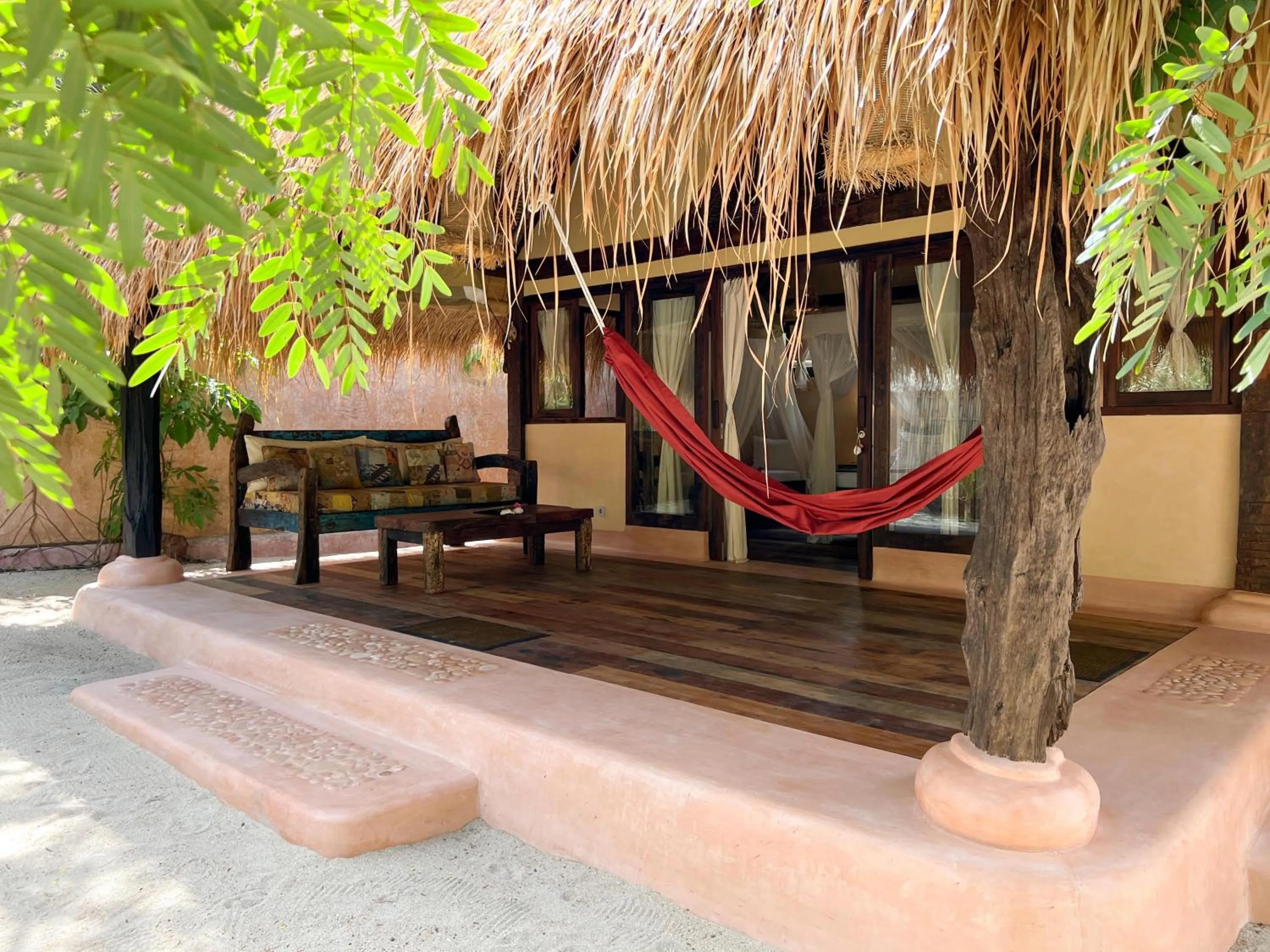 Gili Asahan Eco Lodge & Restaurant