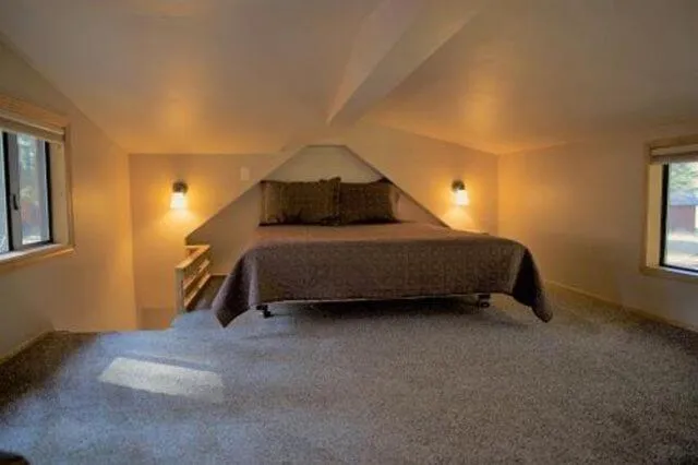 Bed in Cold Springs Resort