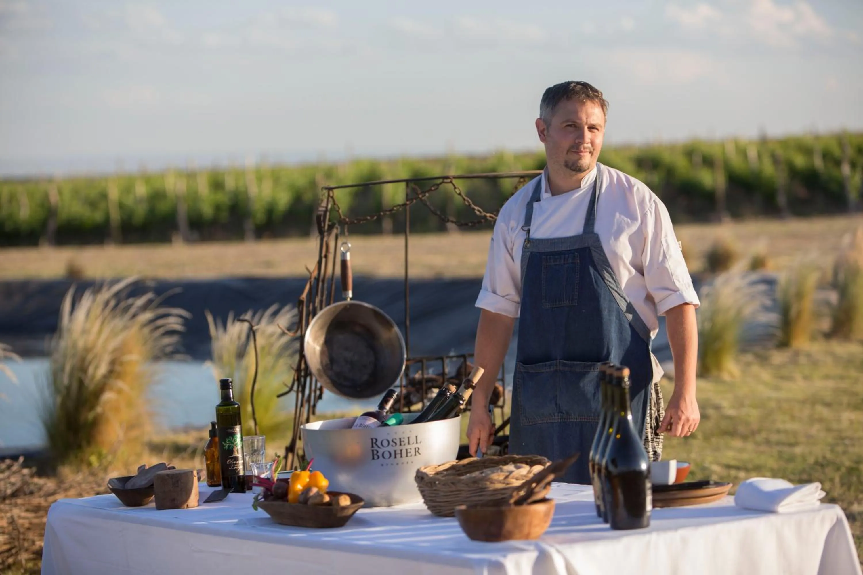 Restaurant/places to eat in Rosell Boher Winery Lodge & Spa