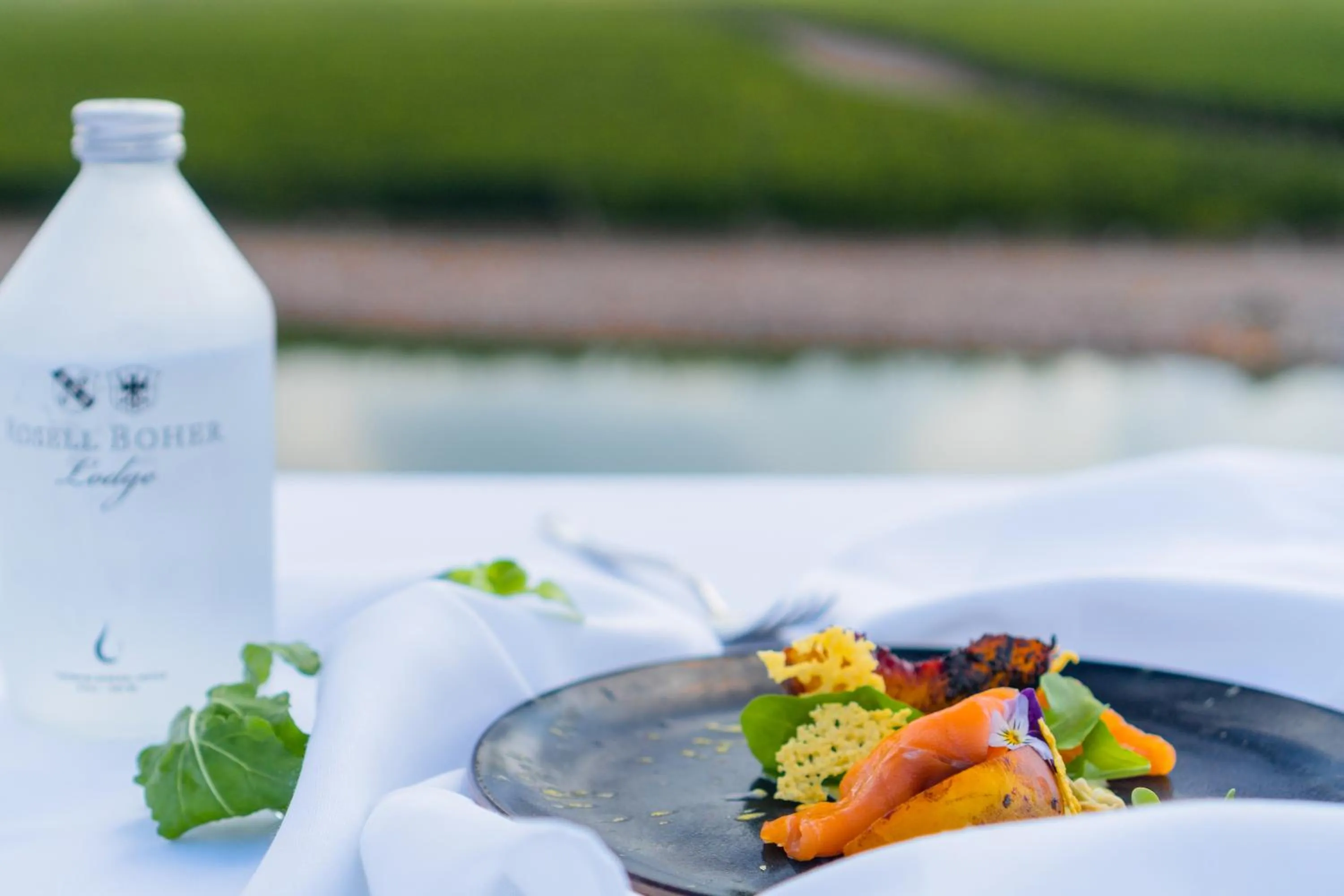 Restaurant/places to eat in Rosell Boher Winery Lodge & Spa