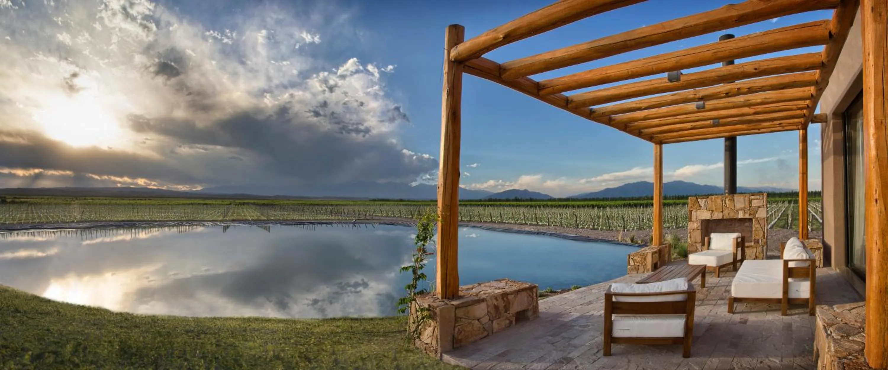 Patio in Rosell Boher Winery Lodge & Spa