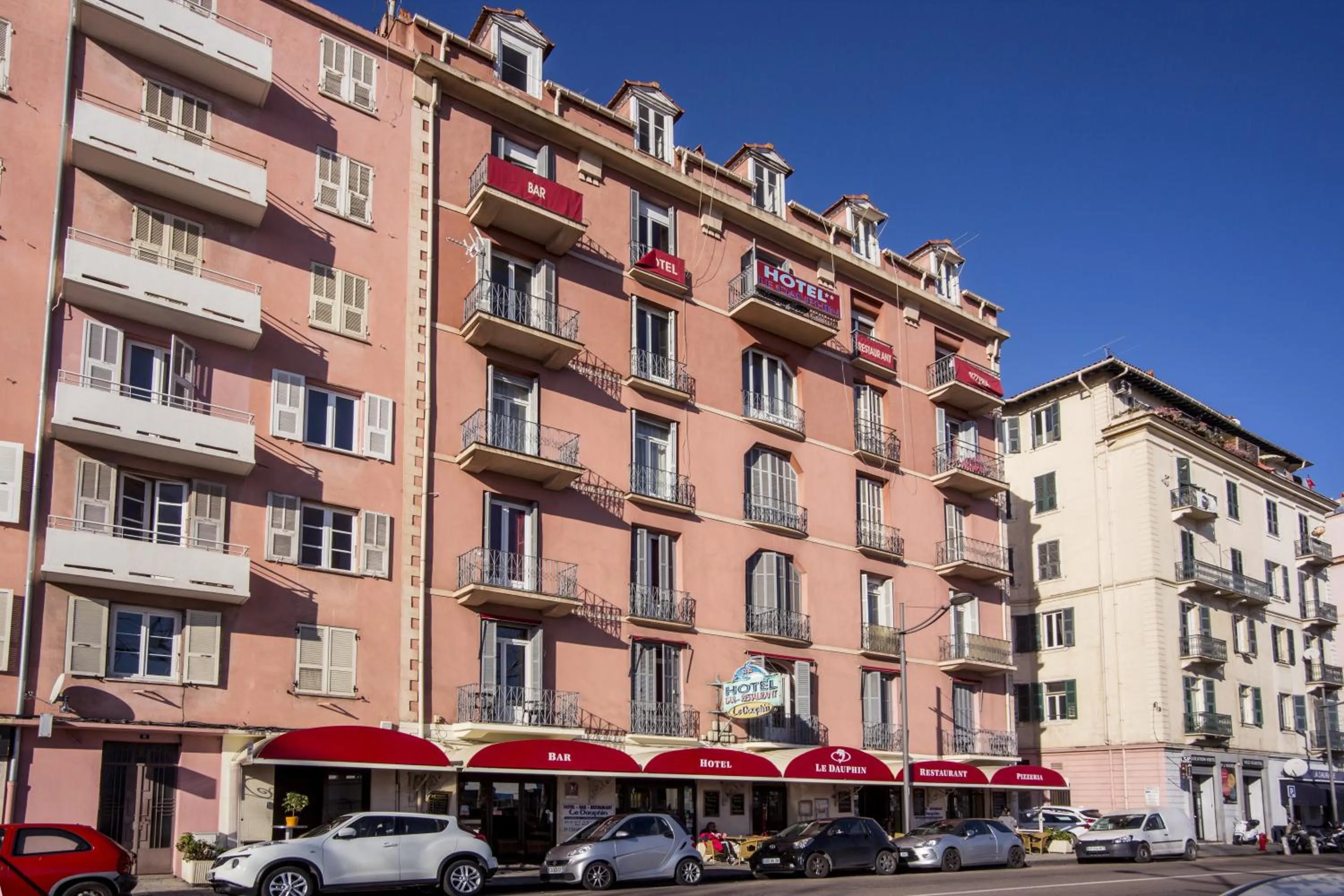 Property building in Hotel le Dauphin