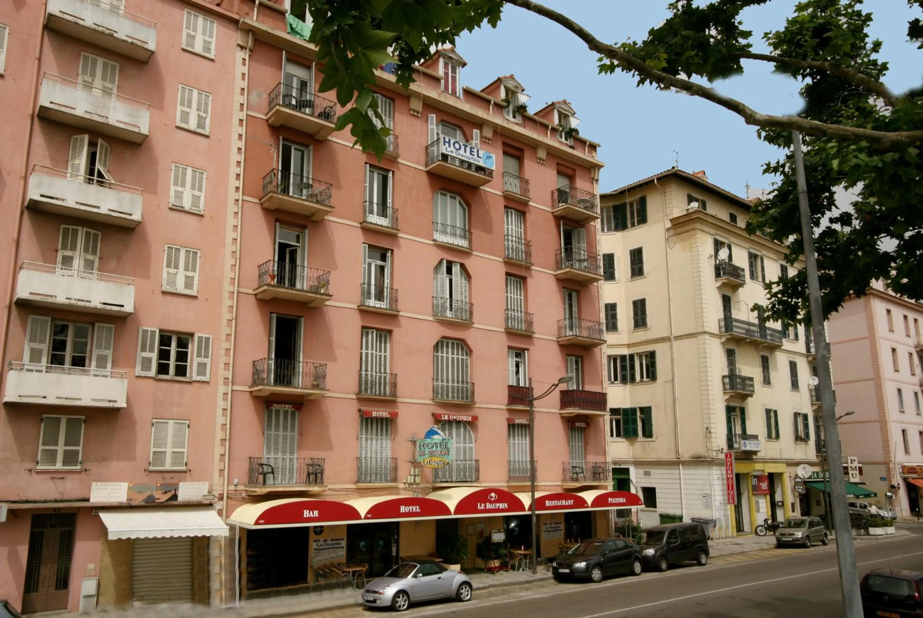 Neighbourhood in Hotel le Dauphin