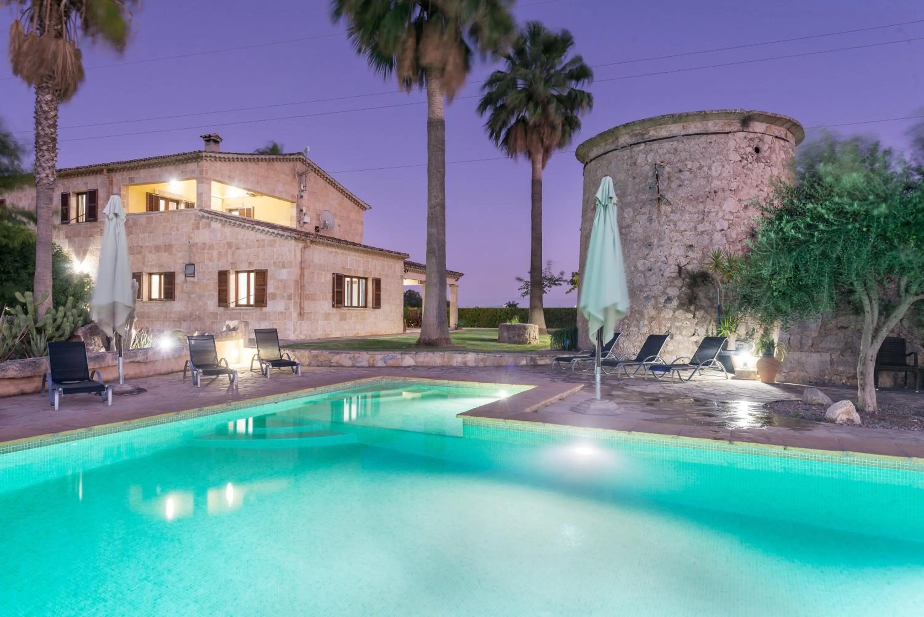 Swimming pool in Sa Resclosa