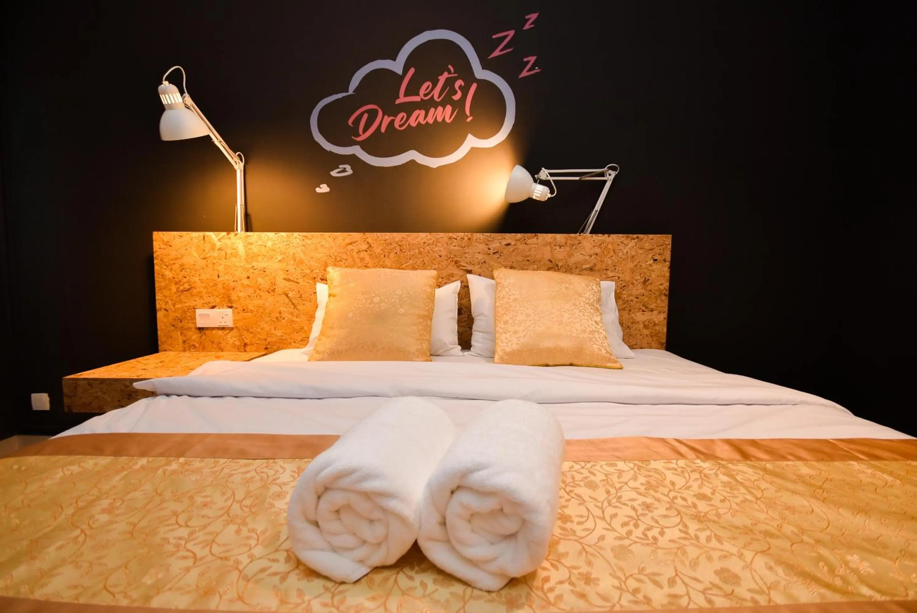 Bed in Tiara Desaru Seaview Residence