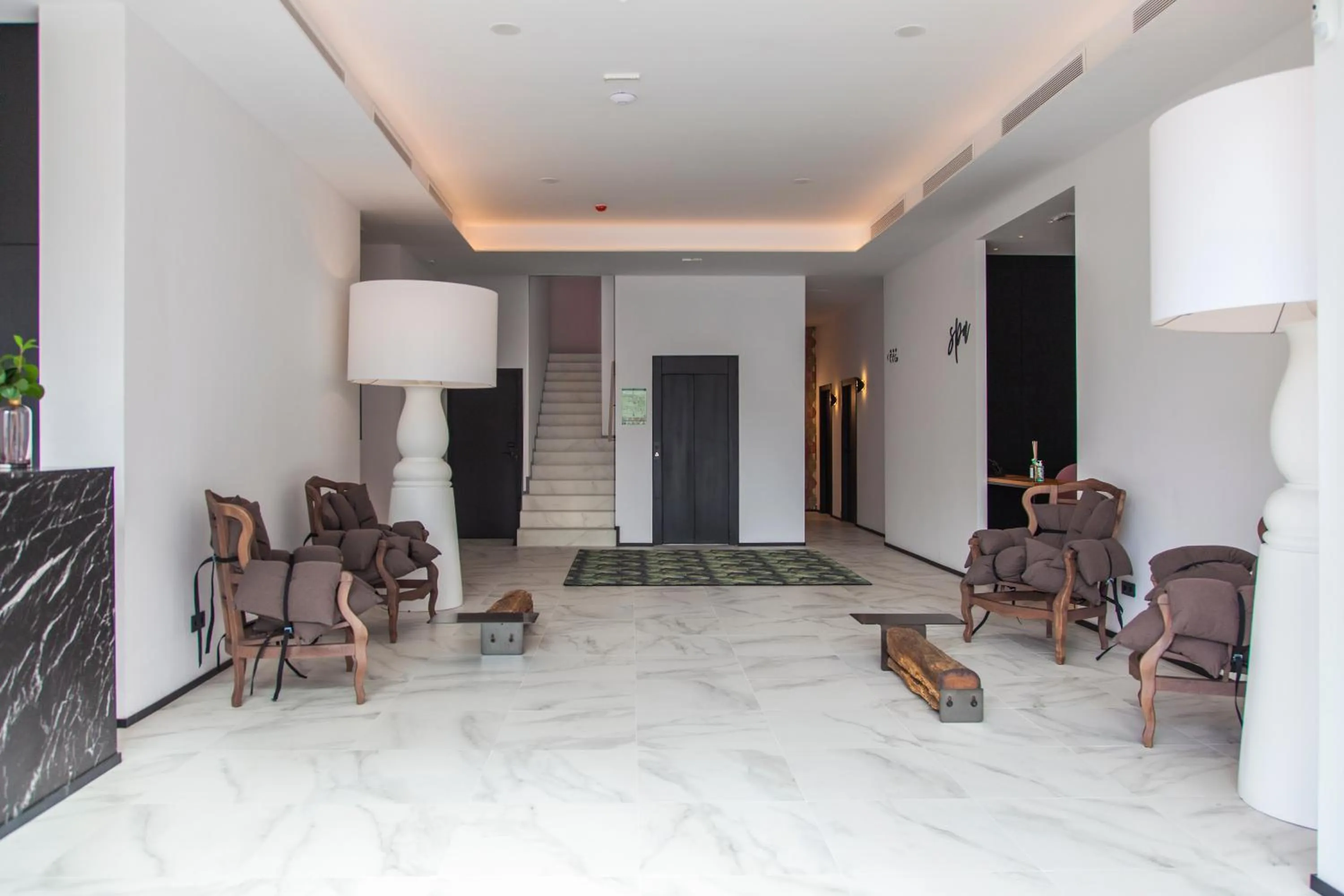 Lobby or reception in Stic Urban Hotel & SPA