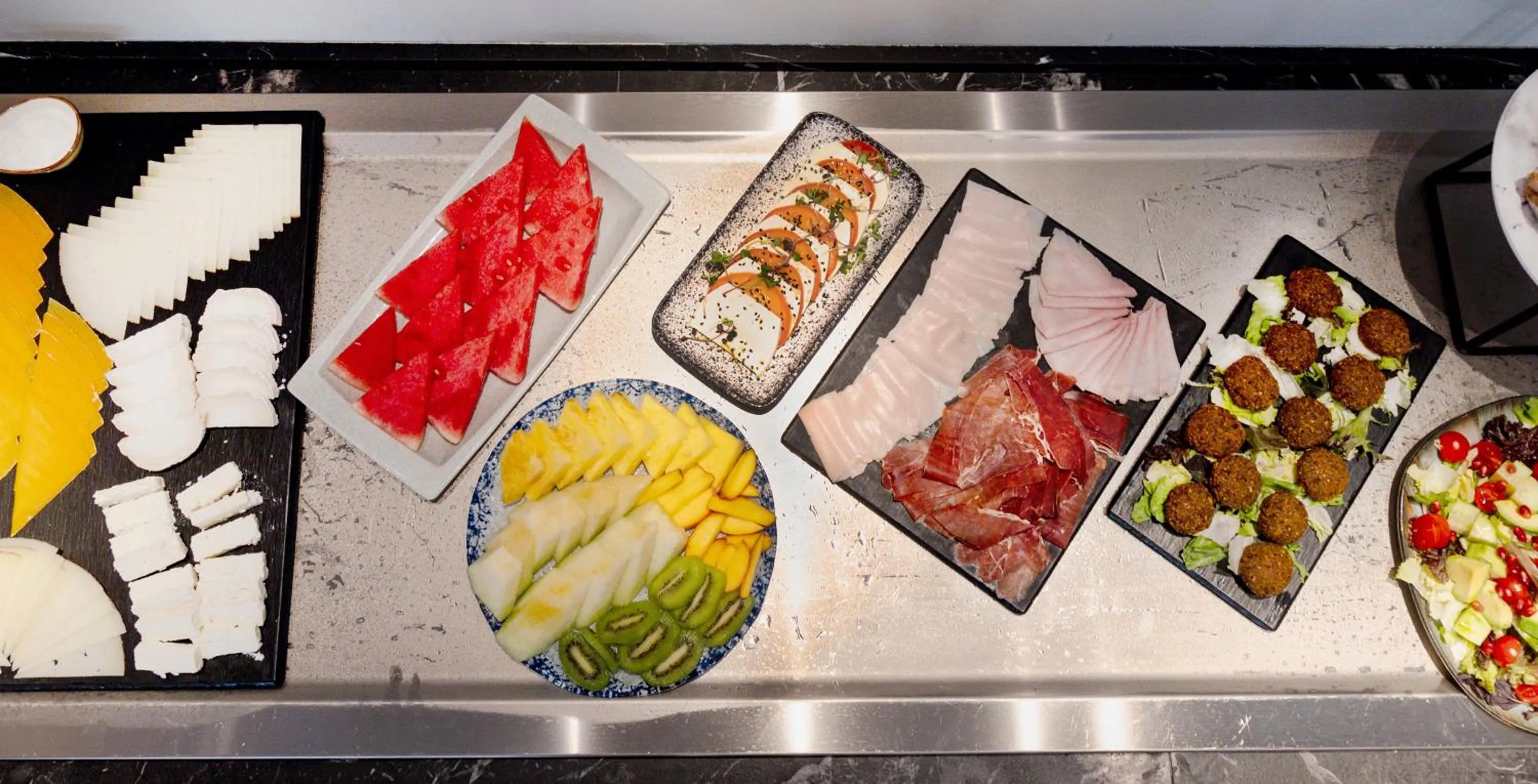 Breakfast in Stic Urban Hotel & SPA