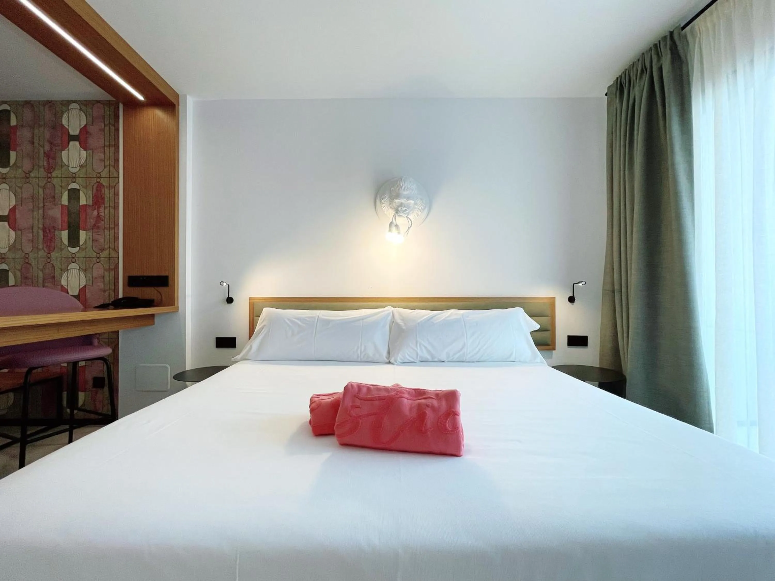 Bed in Stic Urban Hotel & SPA