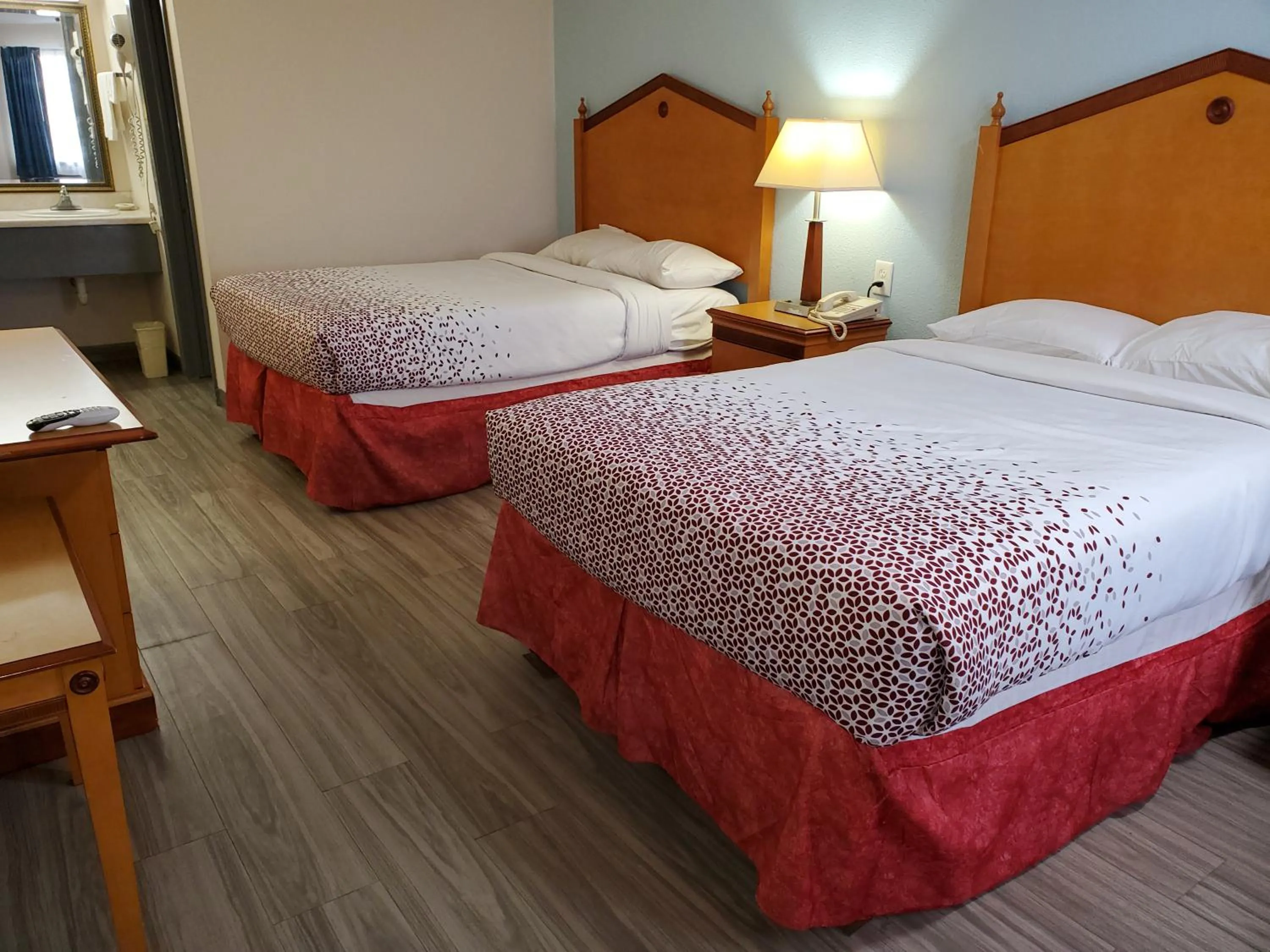 Bedroom in Travel Inn