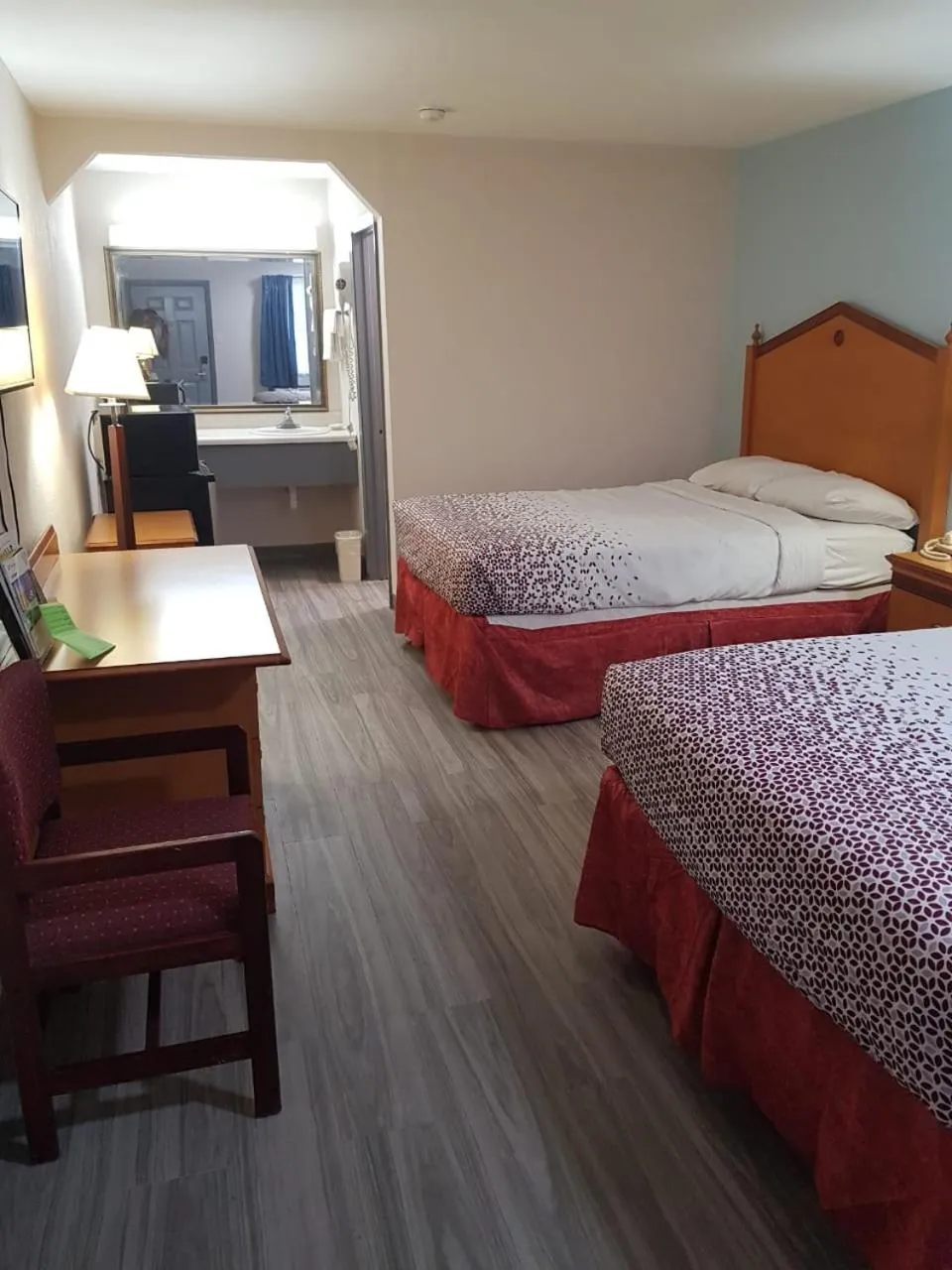 Bedroom in Travel Inn