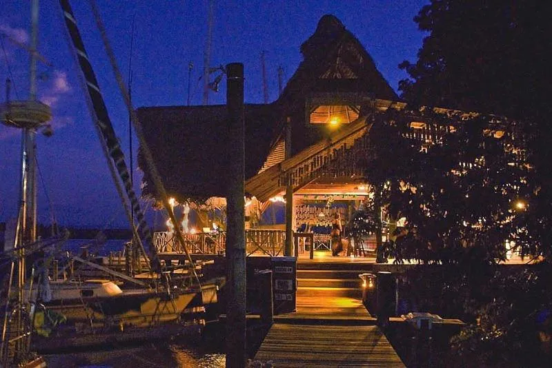 Tortugal Boutique River Lodge