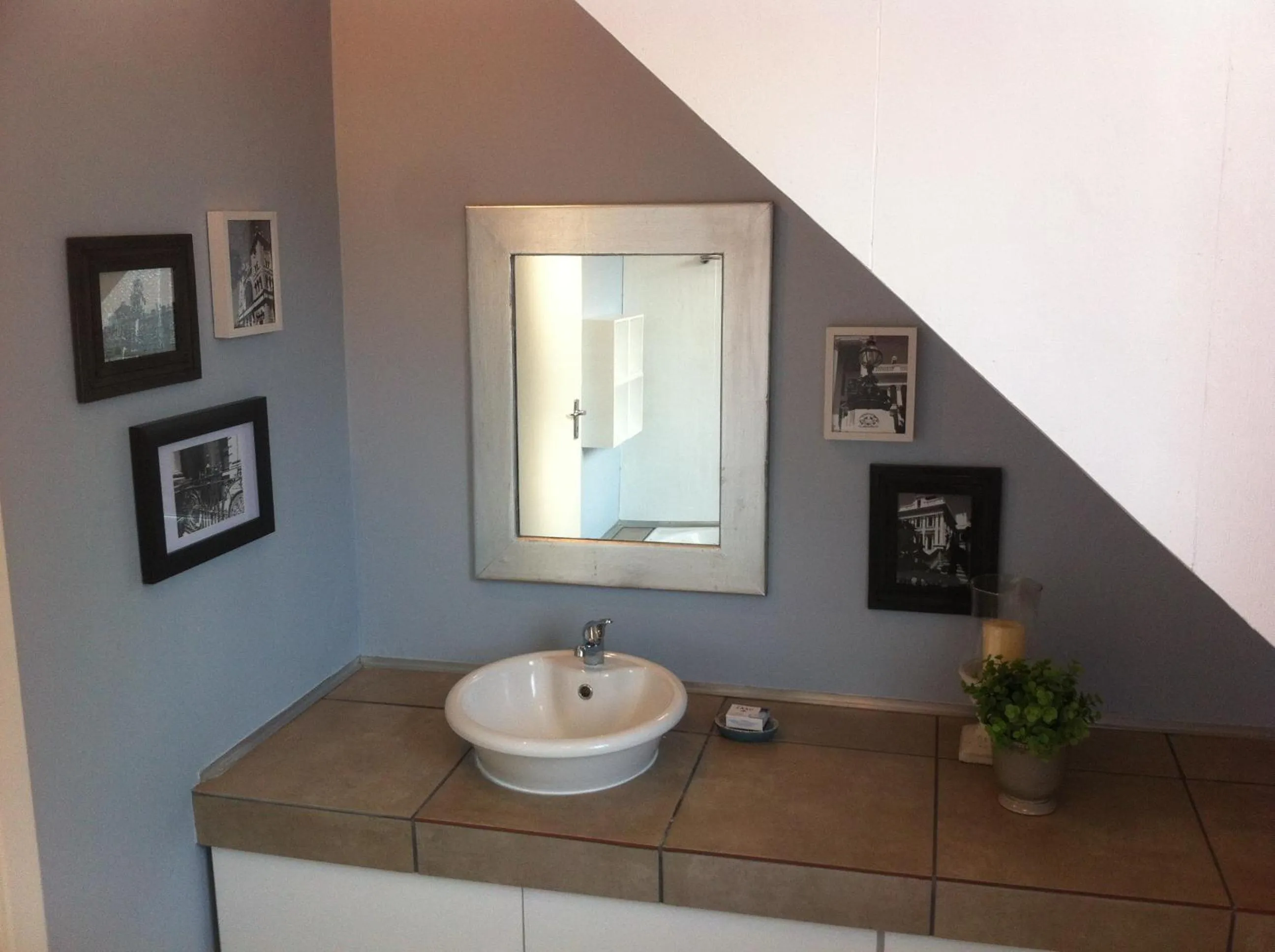 Bathroom in Life on 3rd