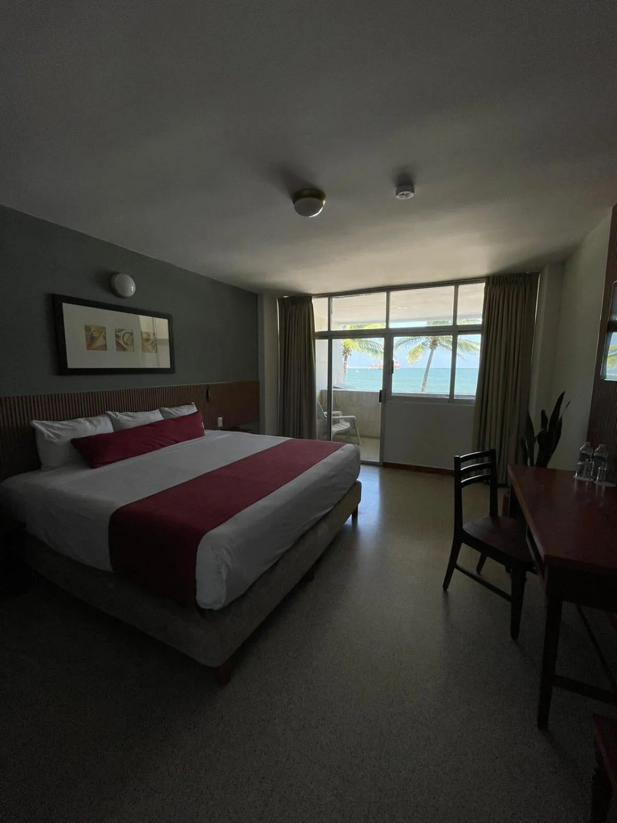 Photo of the whole room, Bed in Hotel Royalty