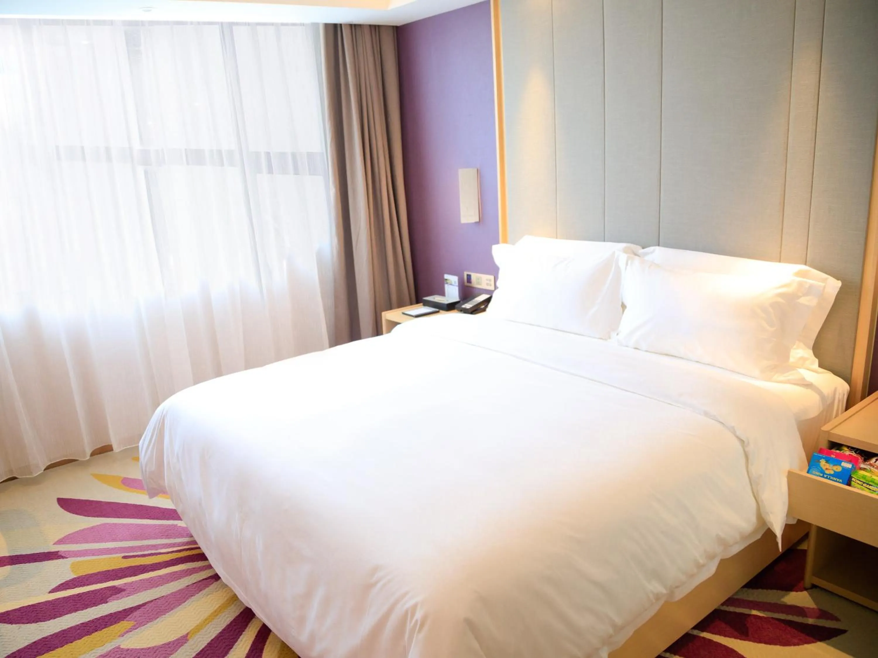 Bed in Lavande Hotel Shenzhen Shajing Houting Metro Station Branch