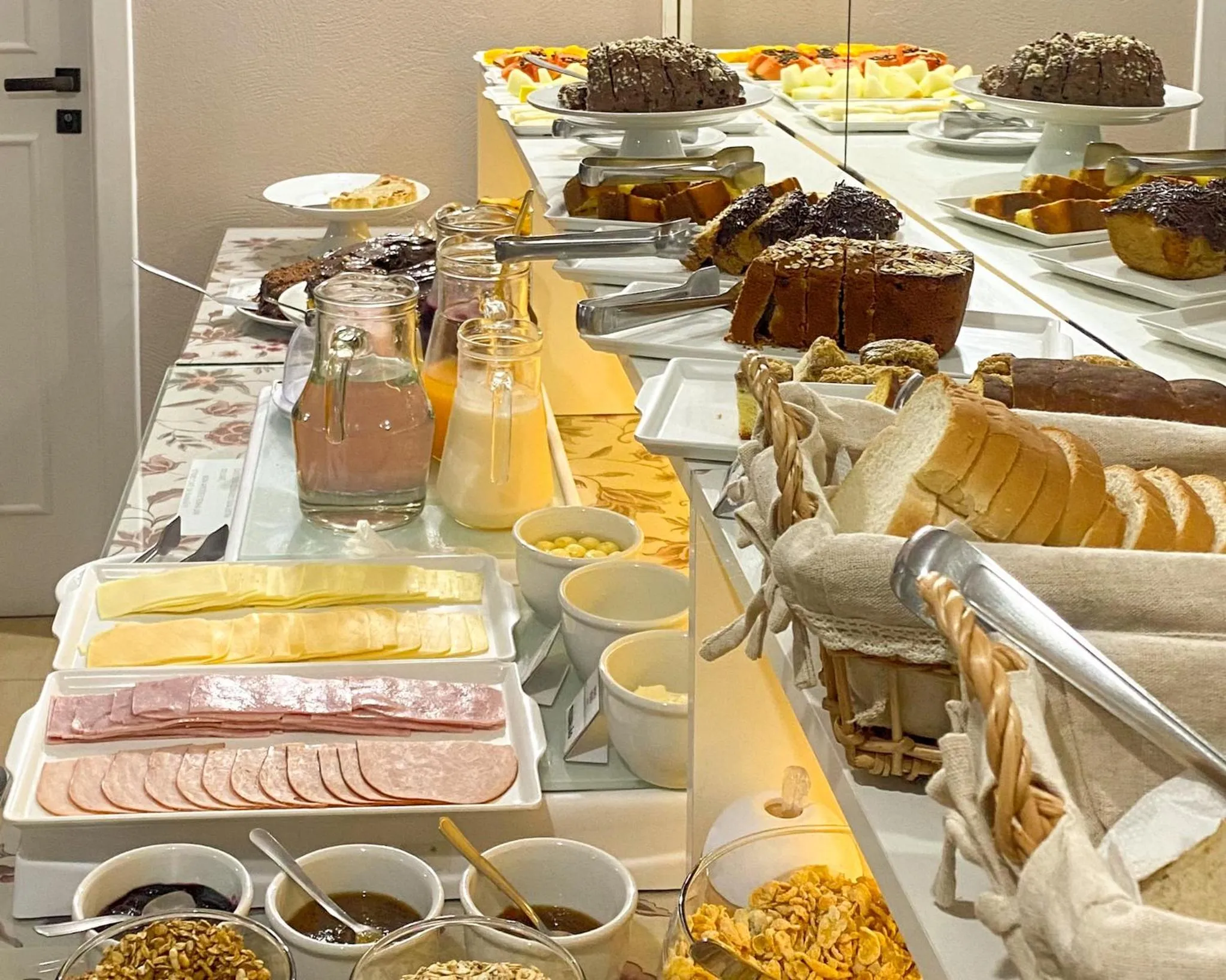 Food and drinks in Pousada Vovô Nino