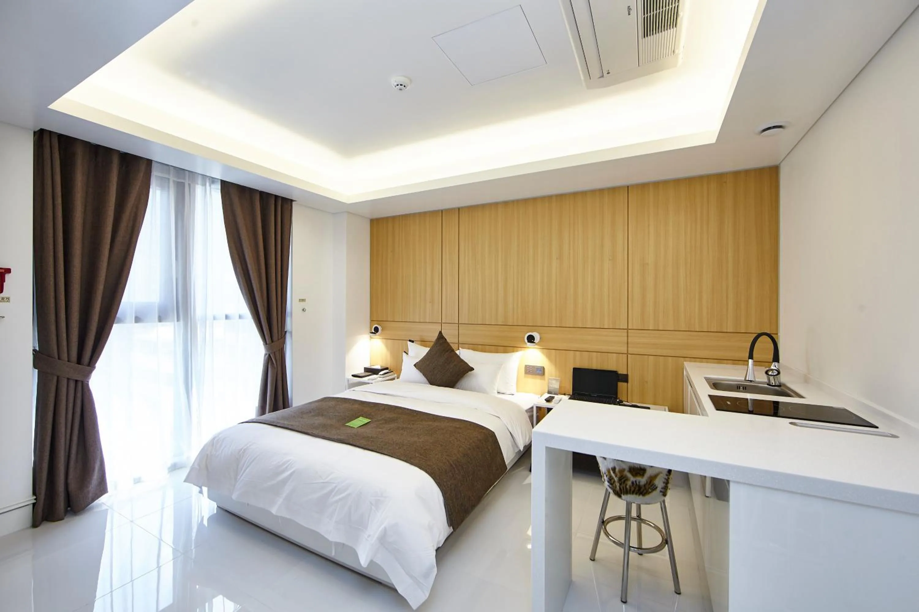 Bedroom, Bed in Hotel Soulhada Gangnam