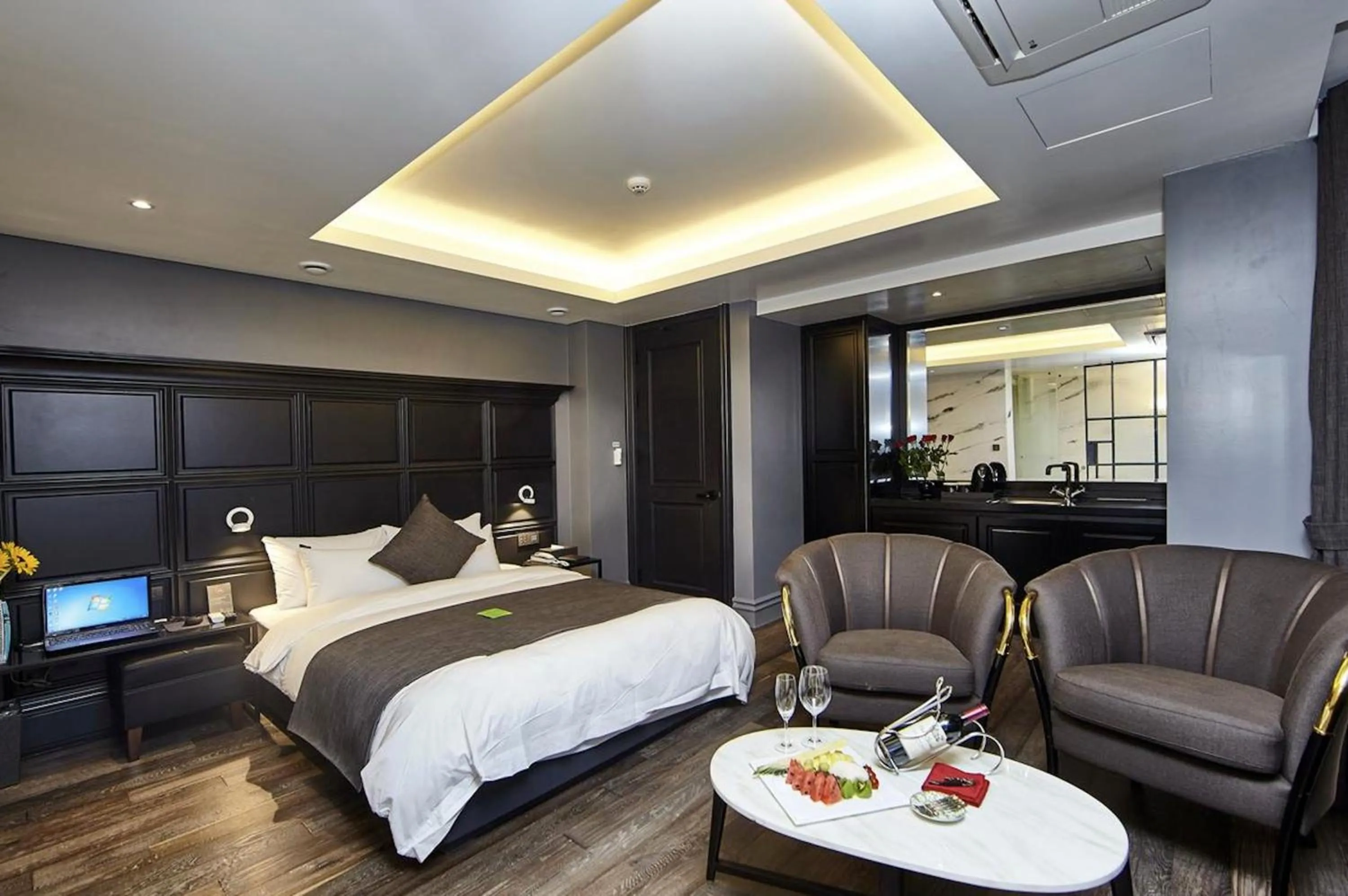 Bedroom, Bed in Hotel Soulhada Gangnam