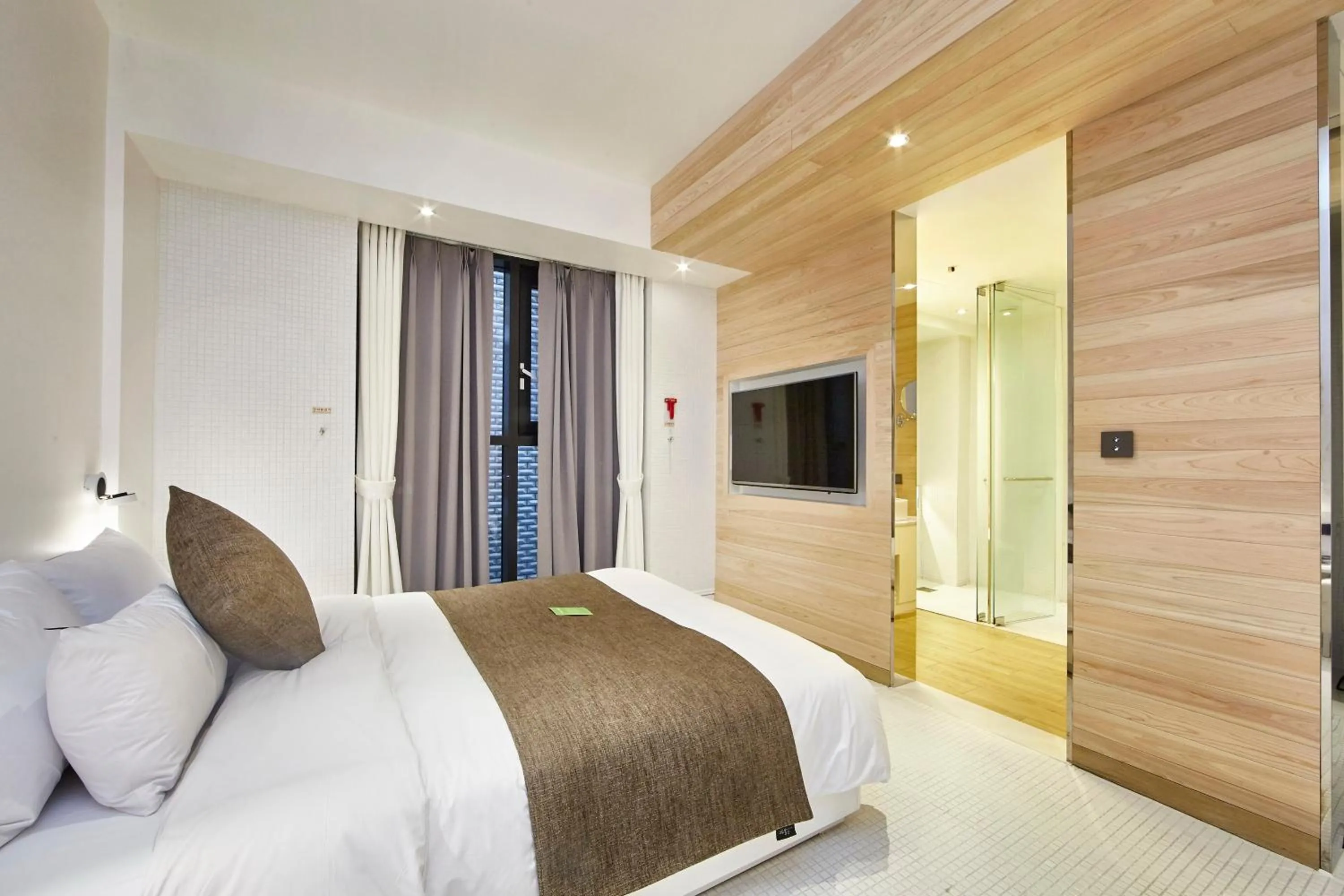 Bedroom, Bed in Hotel Soulhada Gangnam