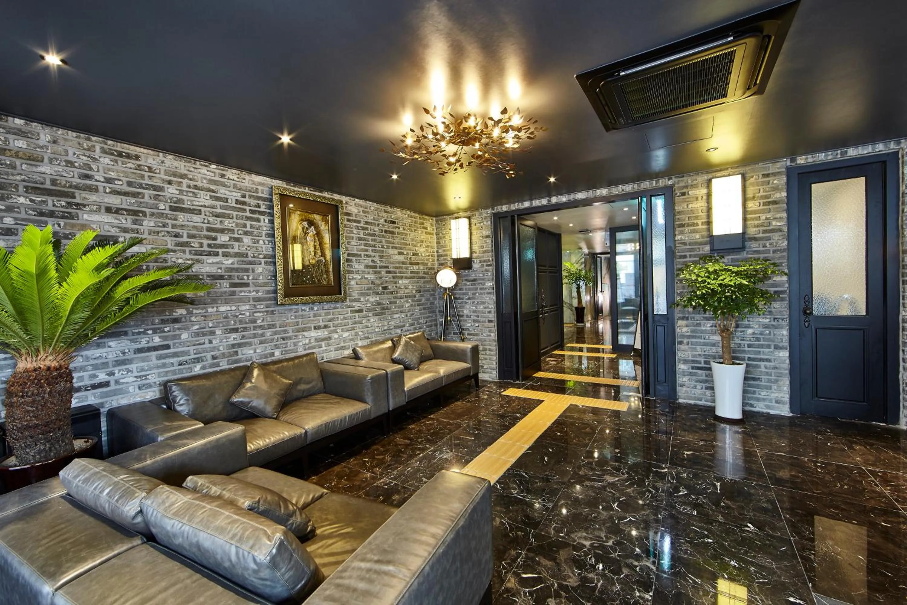 Seating area in Hotel Soulhada Gangnam