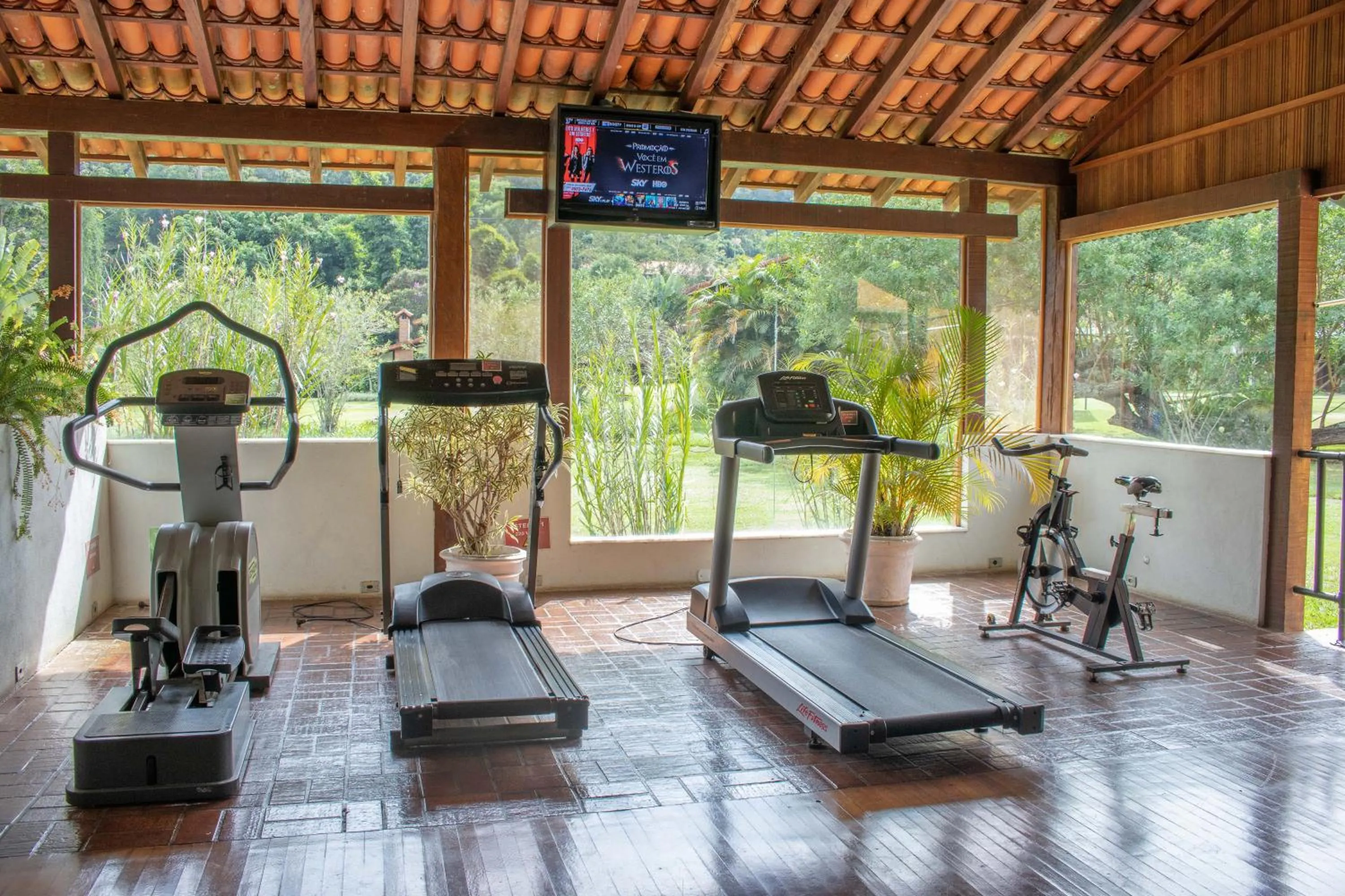 Fitness centre/facilities in Bomtempo Itaipava by Castelo Itaipava