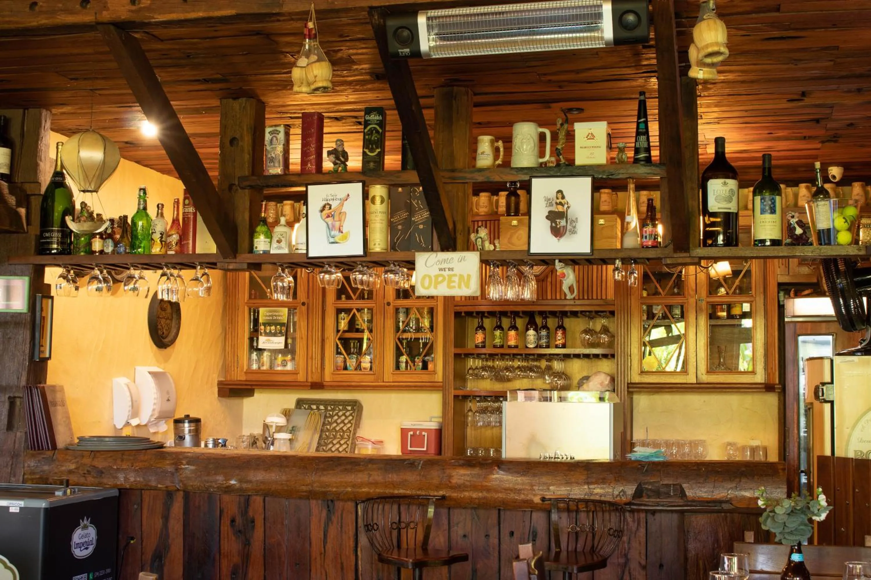 Lounge or bar in Bomtempo Itaipava by Castelo Itaipava