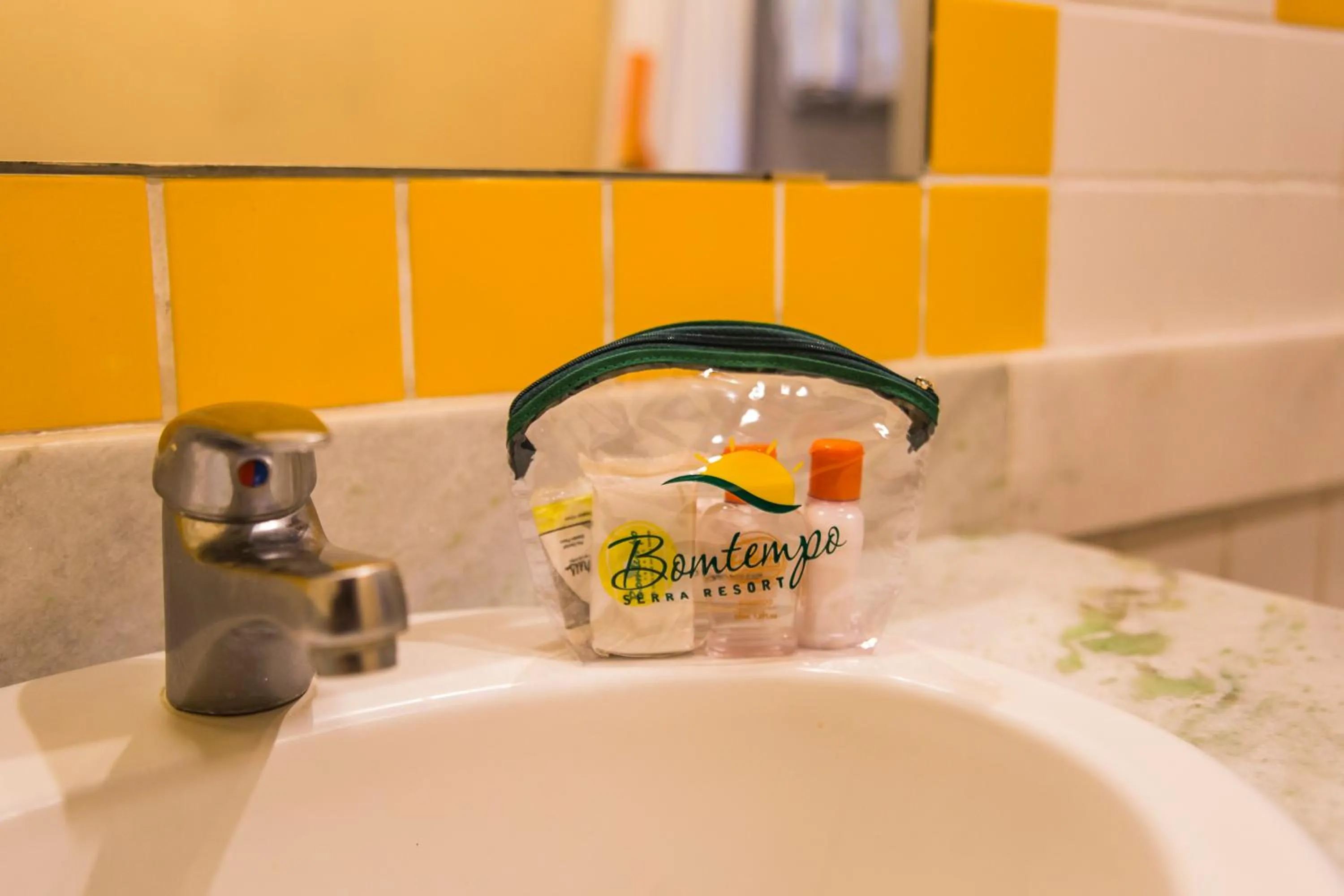 Bathroom in Bomtempo Itaipava by Castelo Itaipava