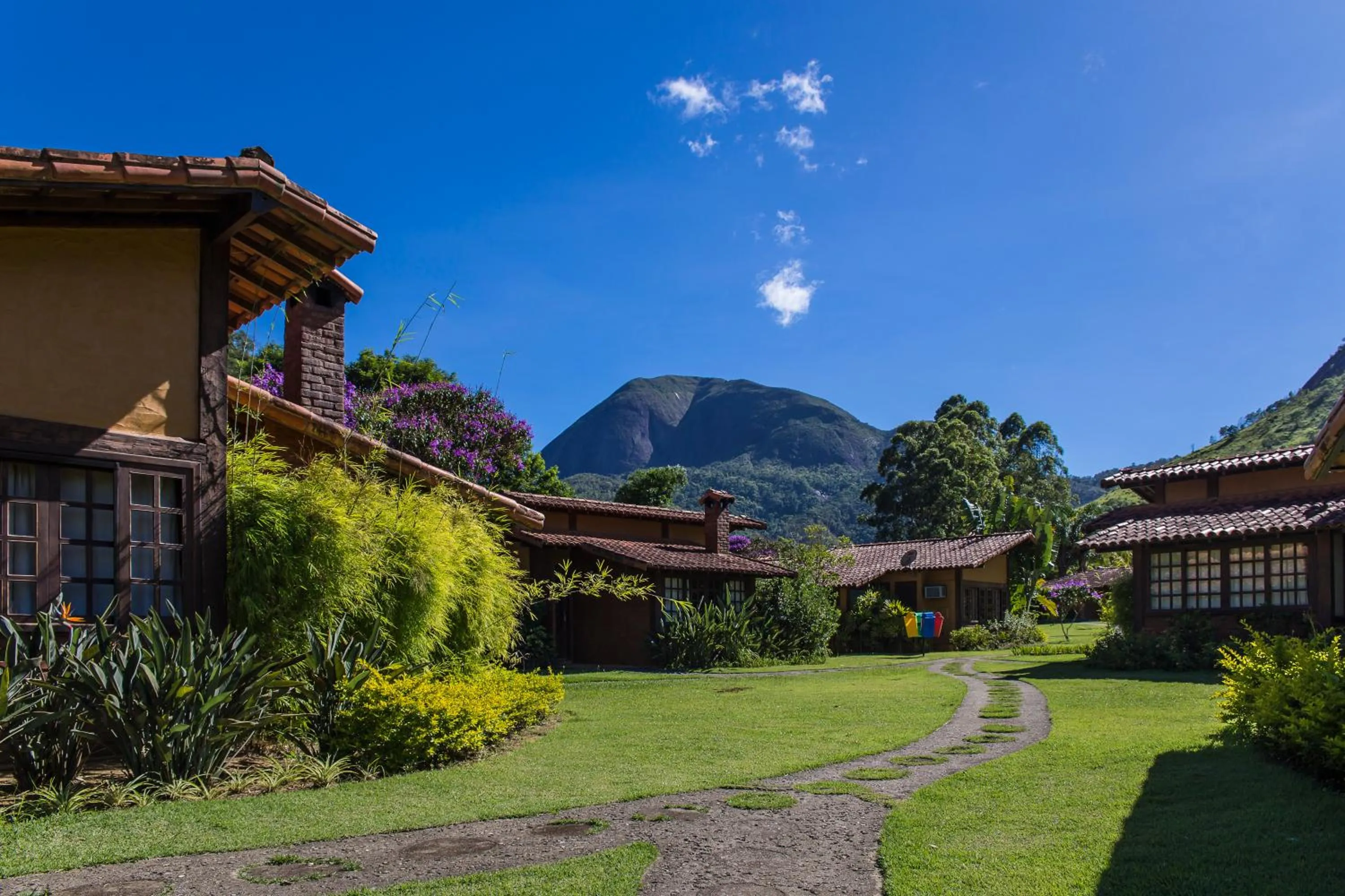 Garden in Bomtempo Itaipava by Castelo Itaipava