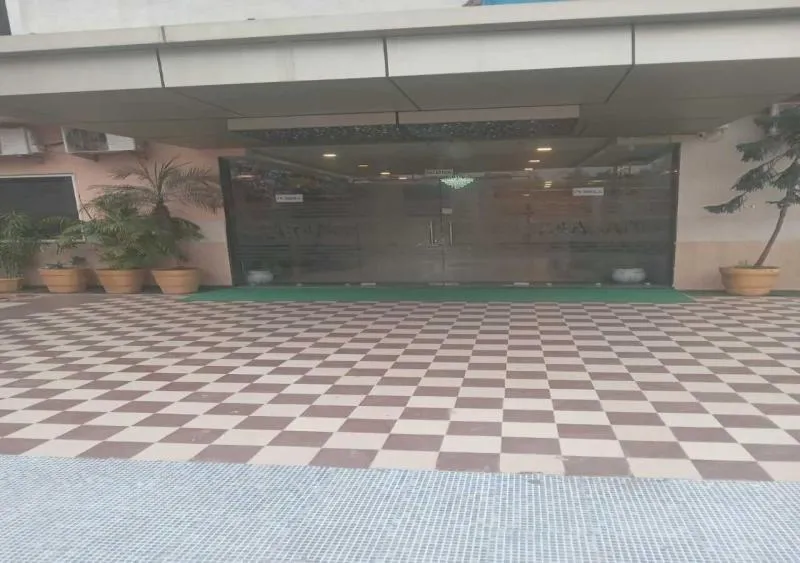 Zaarang Inn Hotel